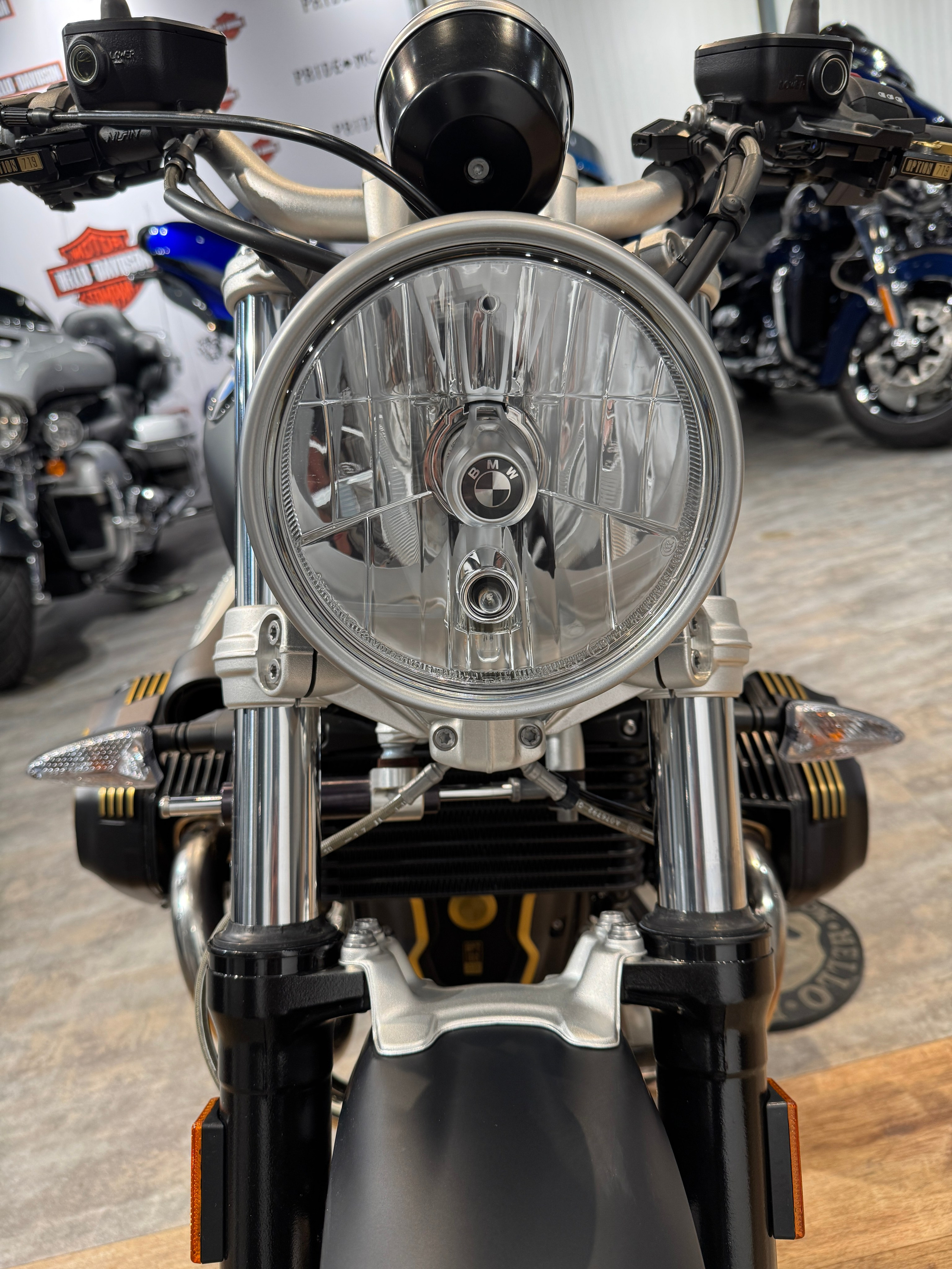 Мотоциклы Harley-Davidson BMW R Nine T (Option 719)  — купить мотоцикл. Hello Davidson, Москва. Только хорошие мотоциклы…