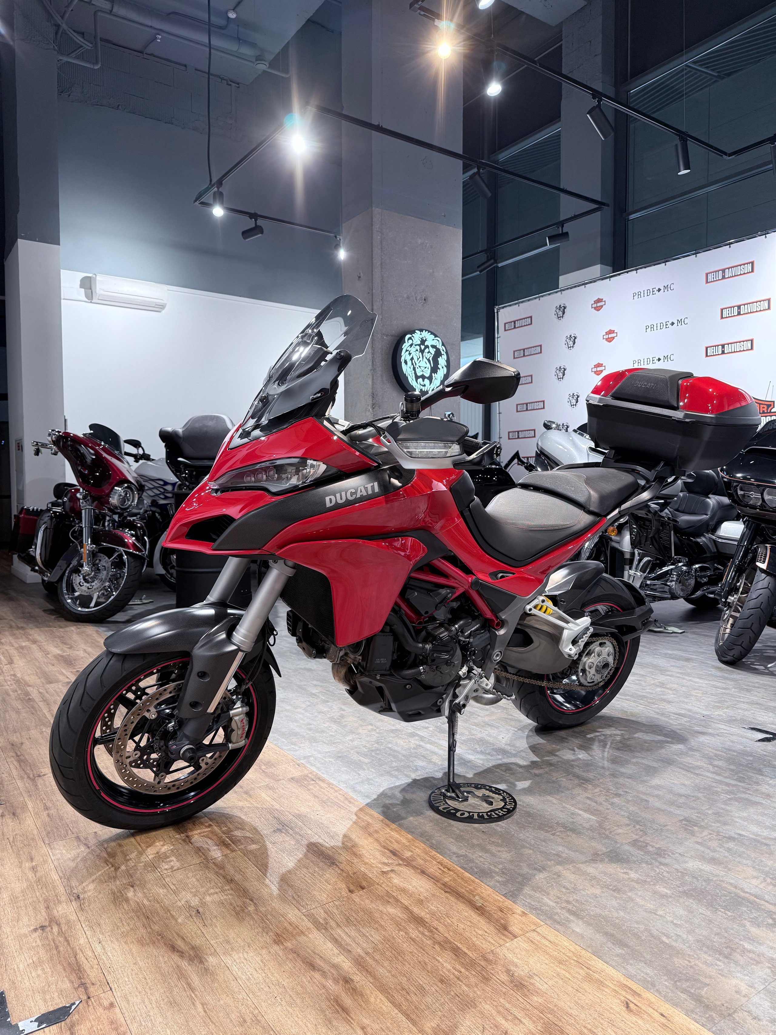 Ducati Multistrada 1200S Carbon. Hello Davidson, Москва. Только хорошие мотоциклы…