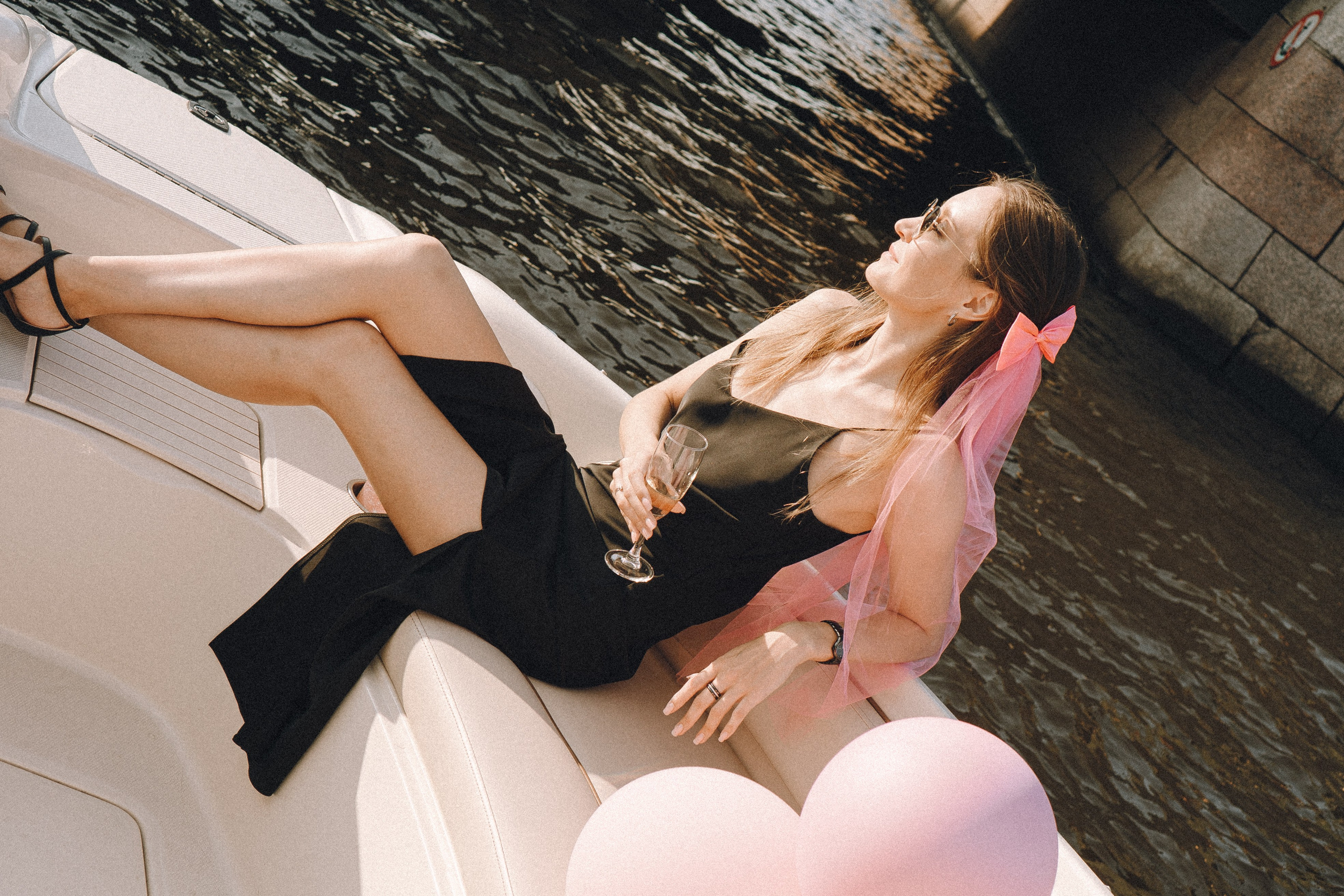 ДЕВИЧНИК НА КАТЕРЕ. Профессиональный фотограф, Санкт-Петербург — Виктория Богомолова