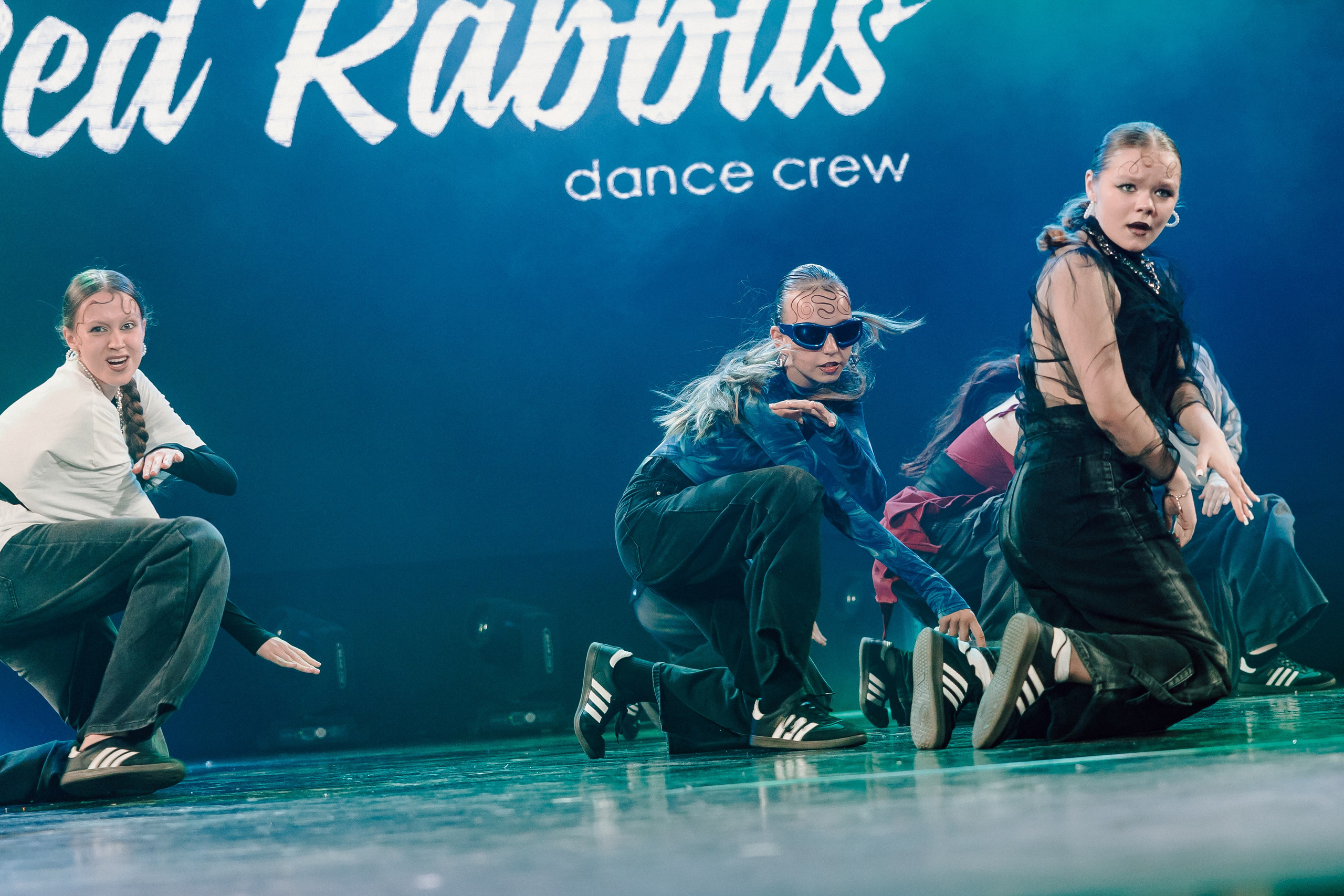 Отчётный концерт танцевальной школы «Red Rabbits» 2025. Лёшка Варзегов — фотограф