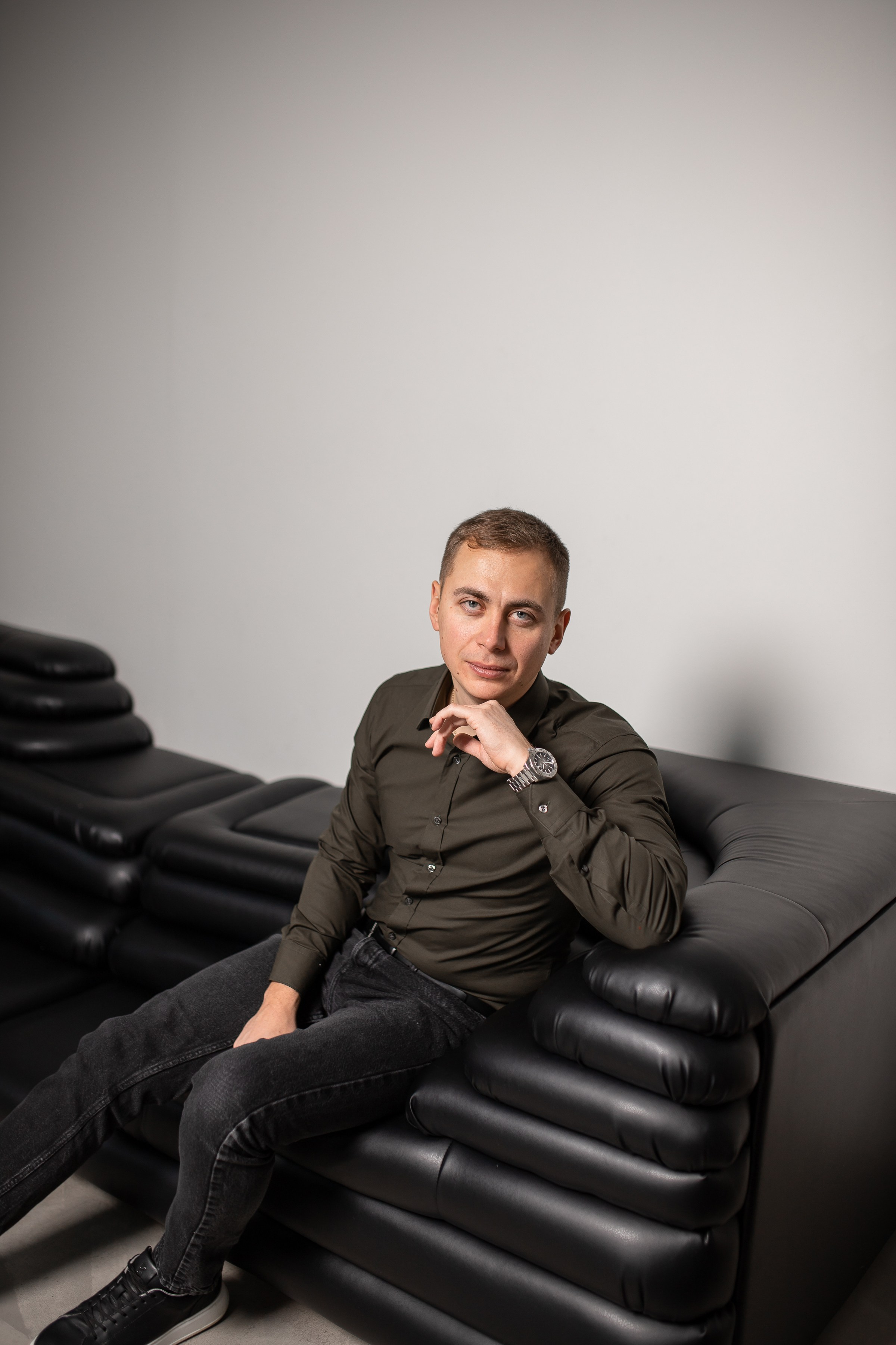 Ян строитель. Фотограф Санкт-Петербург Раднаева Юлия