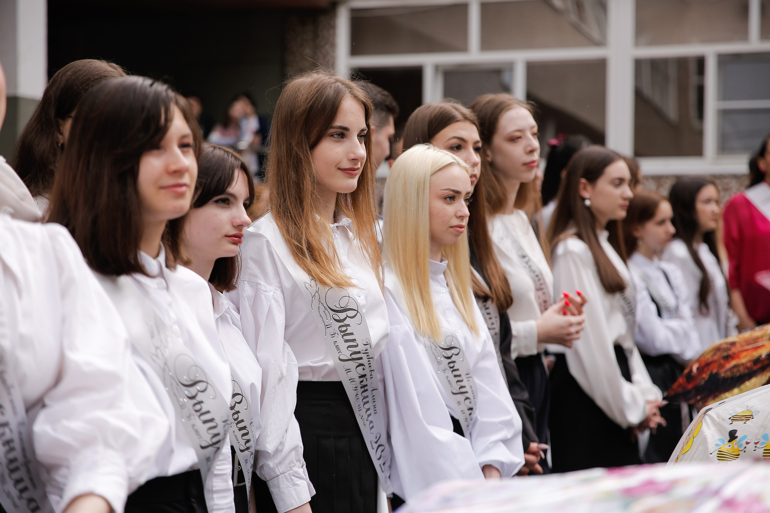 Последний звонок 11 класс. Классные выпускные альбомы Классфото Краснодар