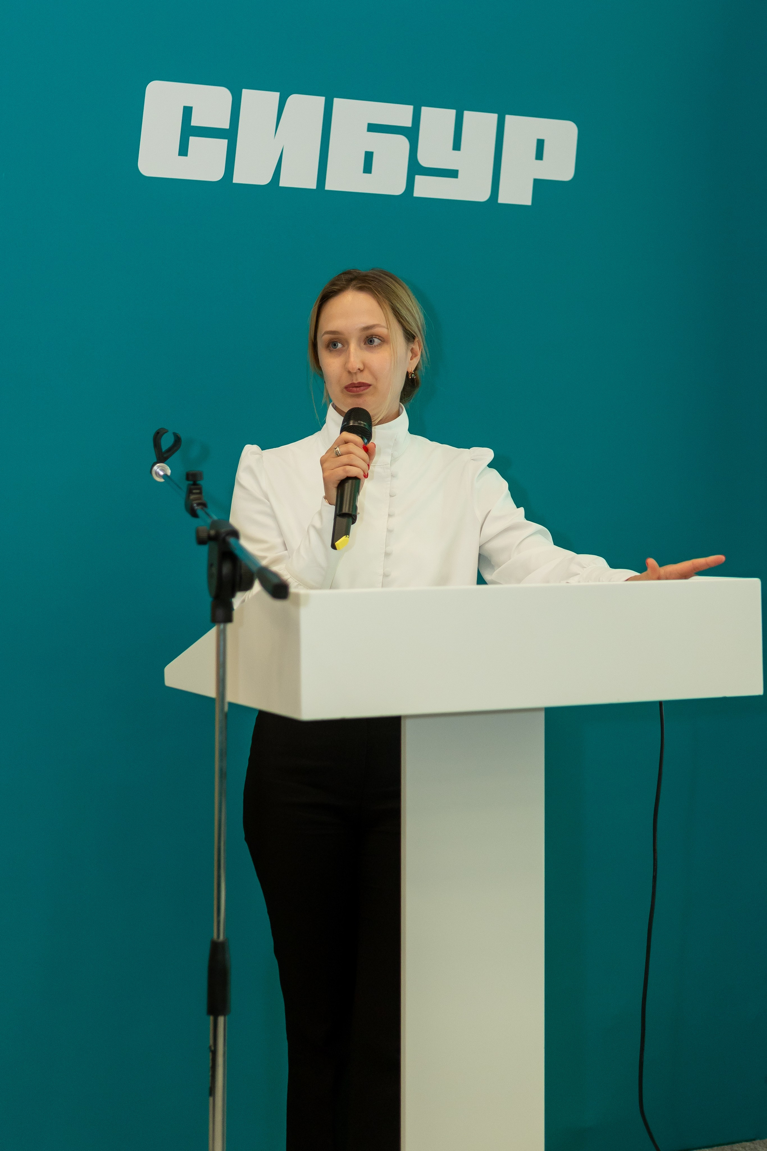 Гостевой визит в «зеленый» офис Сибур. Портретный творческий фотограф в Москве Надя Дудник