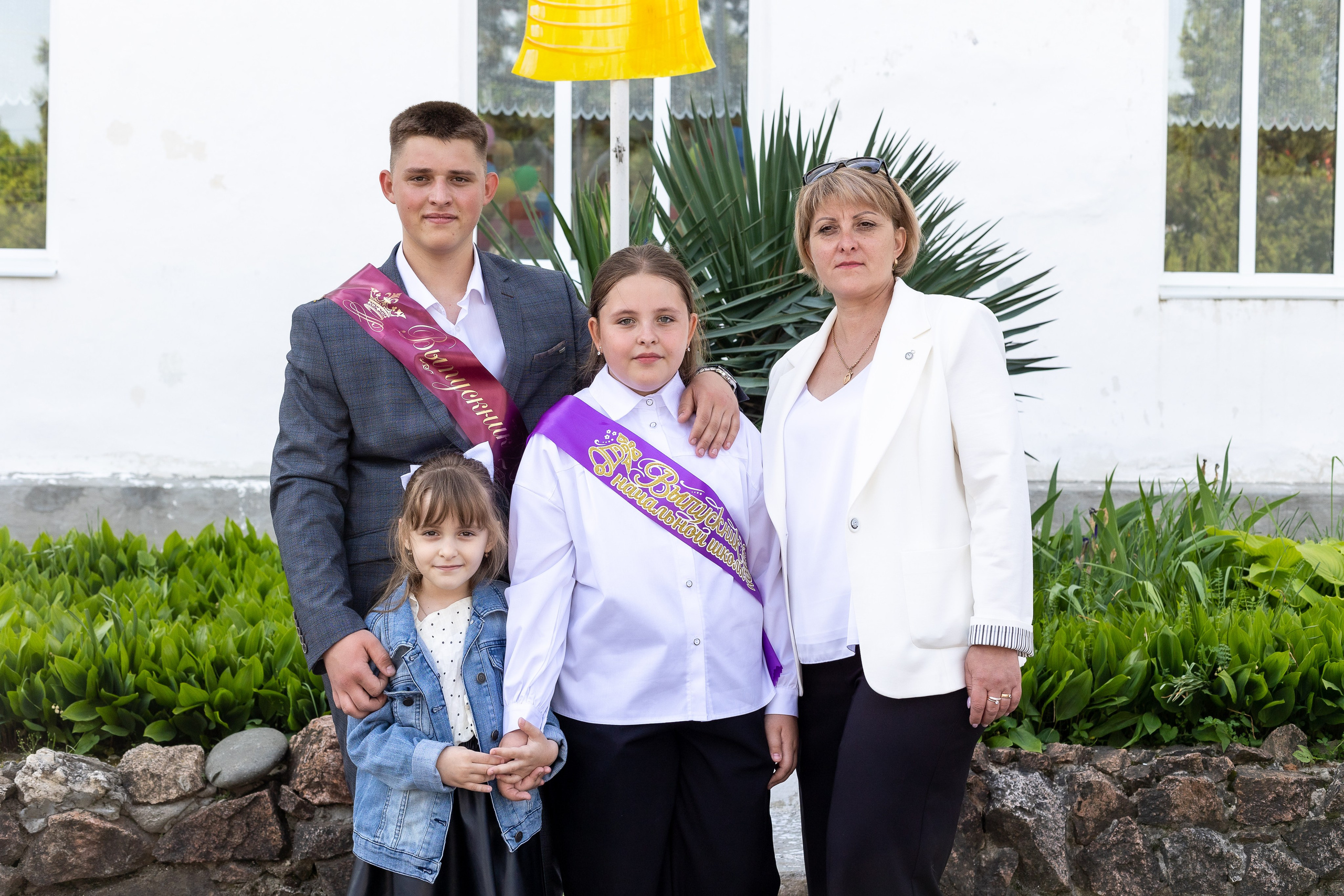 Последний звонок. Выпускные альбомы Майкоп, Краснодар Елена Золотарева