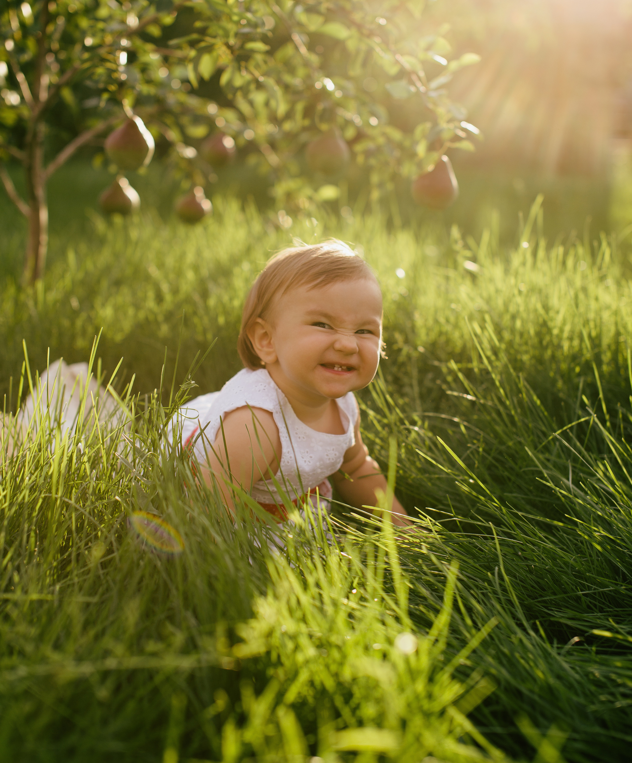 Полина и волшебные груши. Детский и семейный фотограф Наталья Шигидина