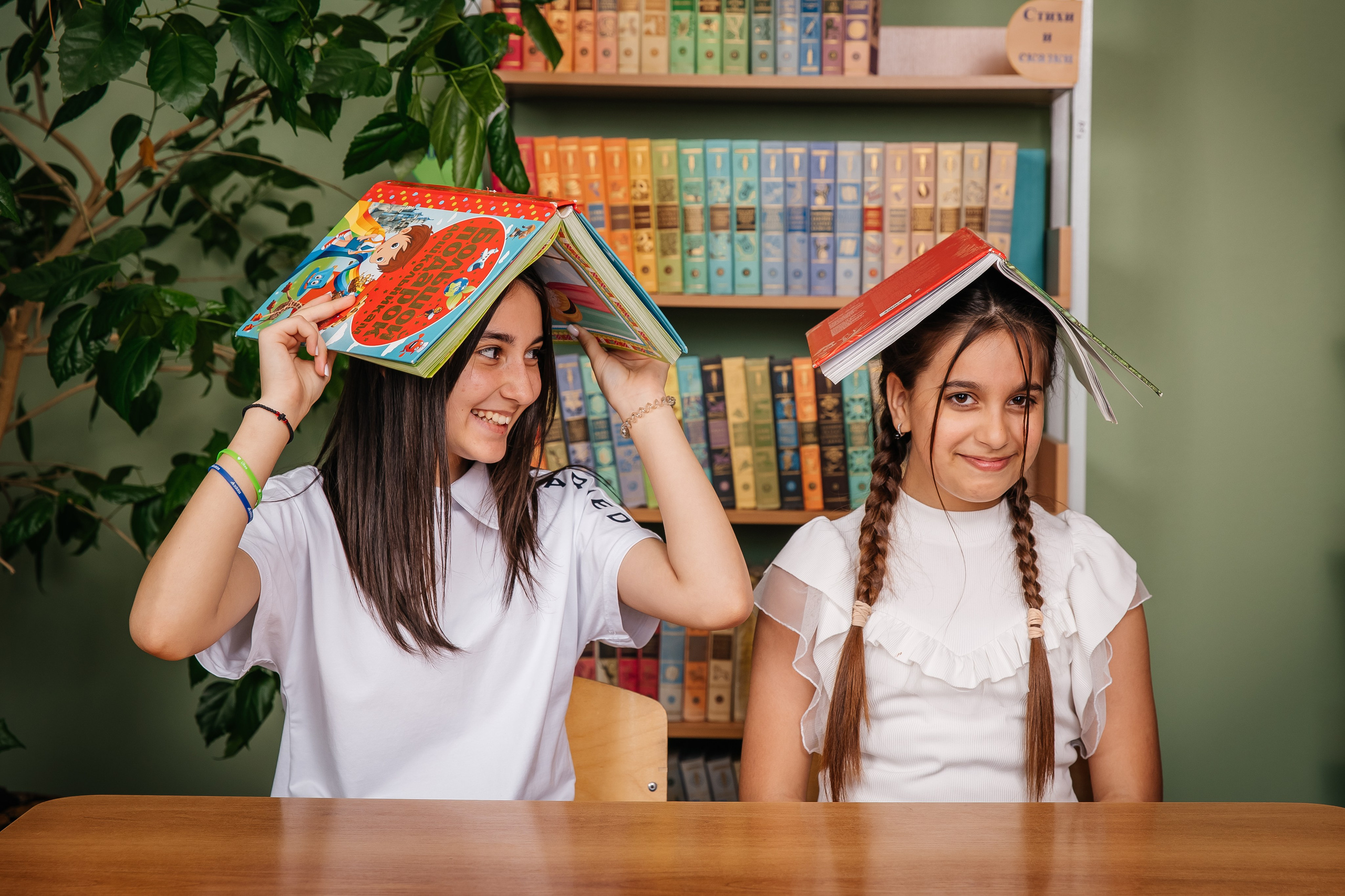 Фотосессия в начальной школе Крымск. Фотограф Любава Колесник. Выпускные альбомы в Крымском районе