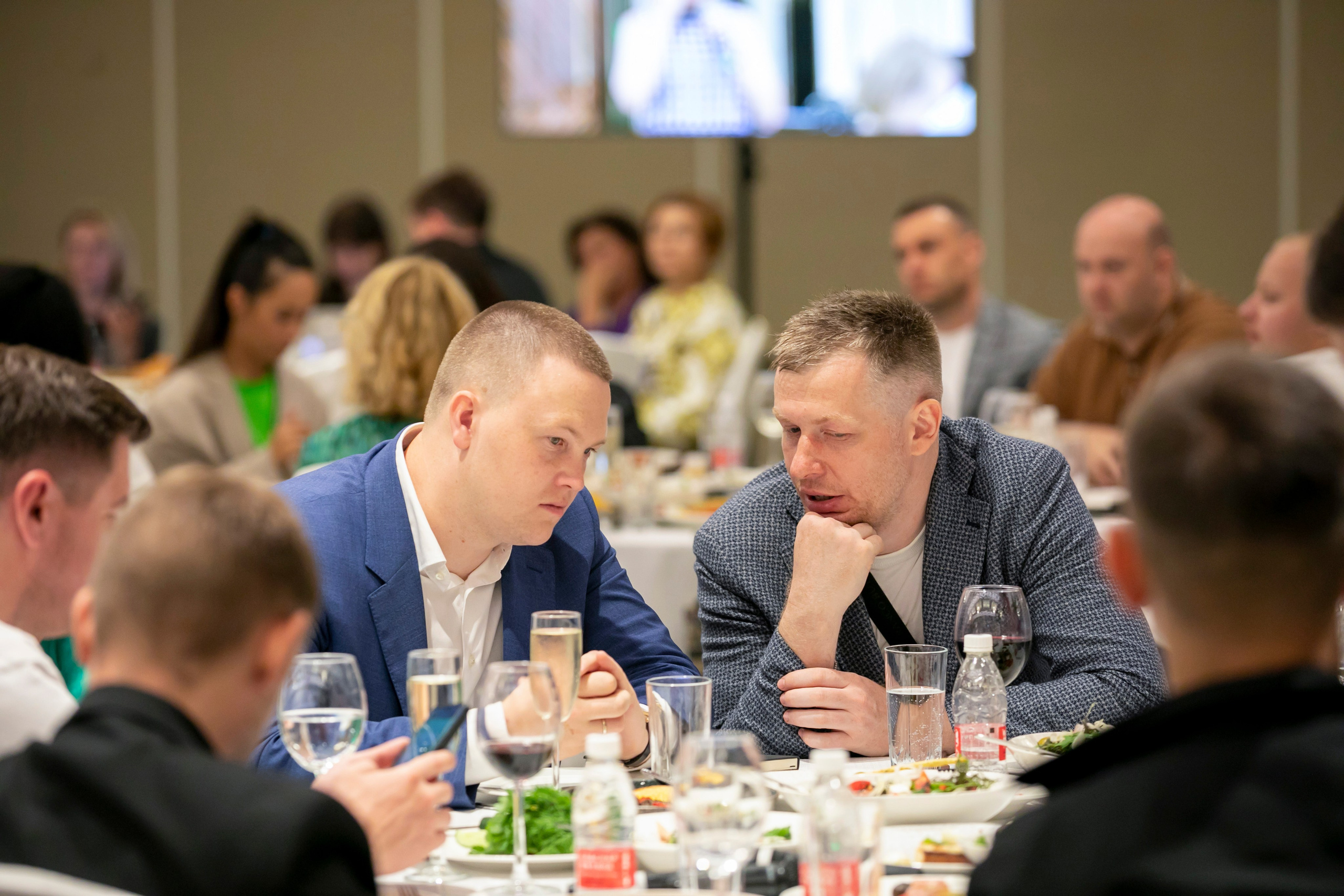 Бизнес — обед. Фотограф из Сочи Регина Труфанова