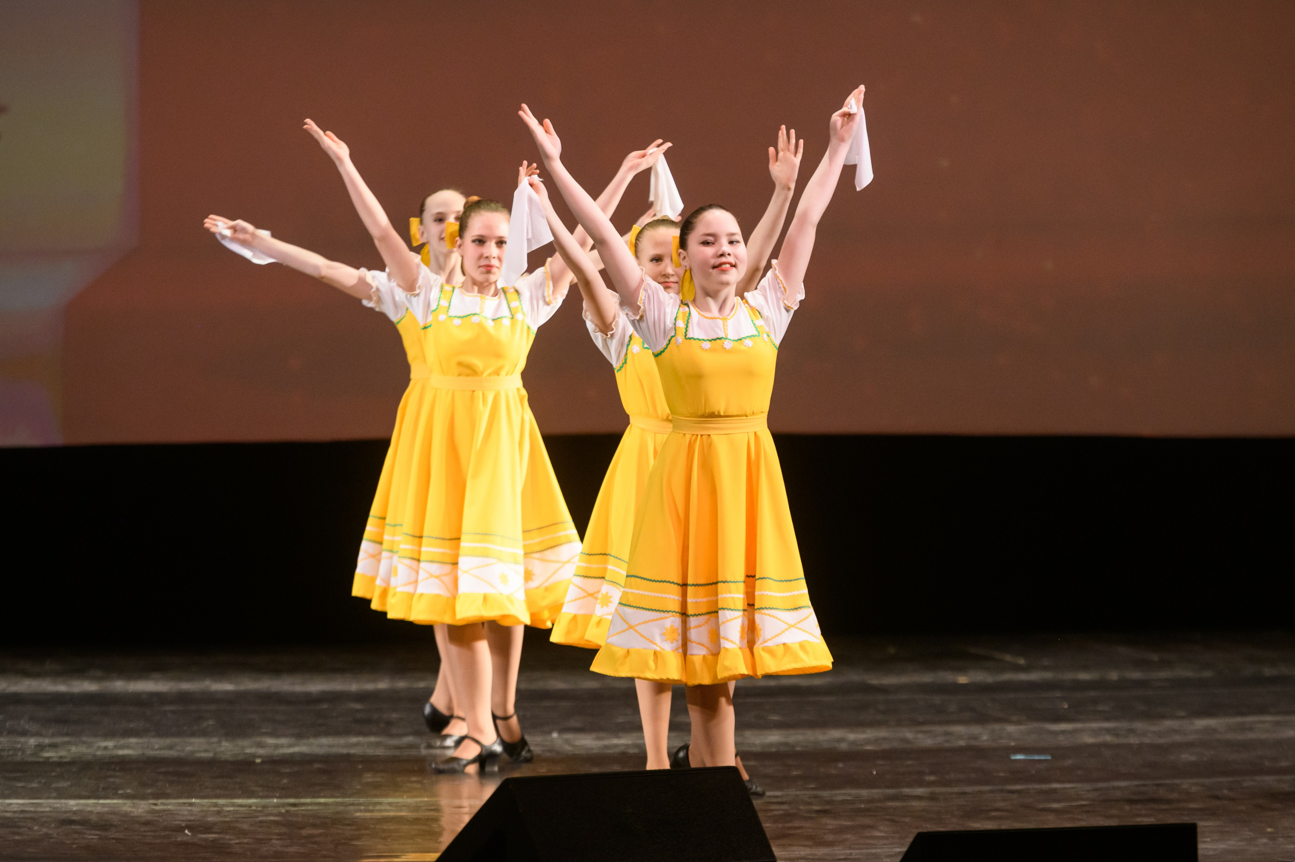 23 апреля, часть 1, БКЗ Октябрьский, г. Санкт-Петербург. Золотое яблочко