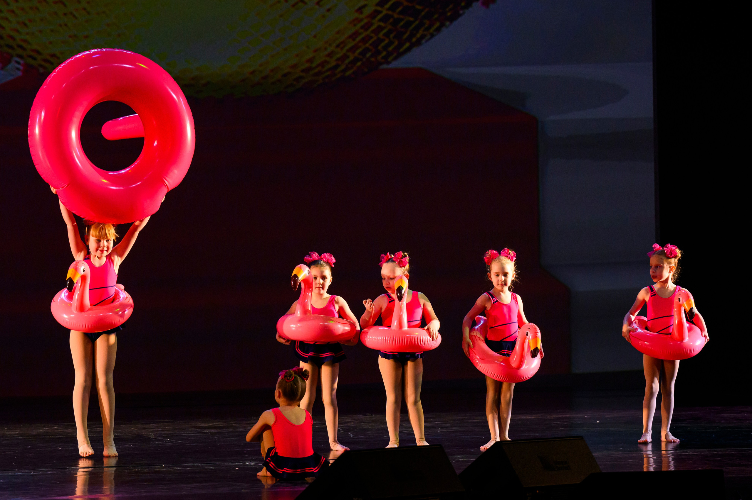 23 апреля, часть 1, БКЗ Октябрьский, г. Санкт-Петербург. Золотое яблочко