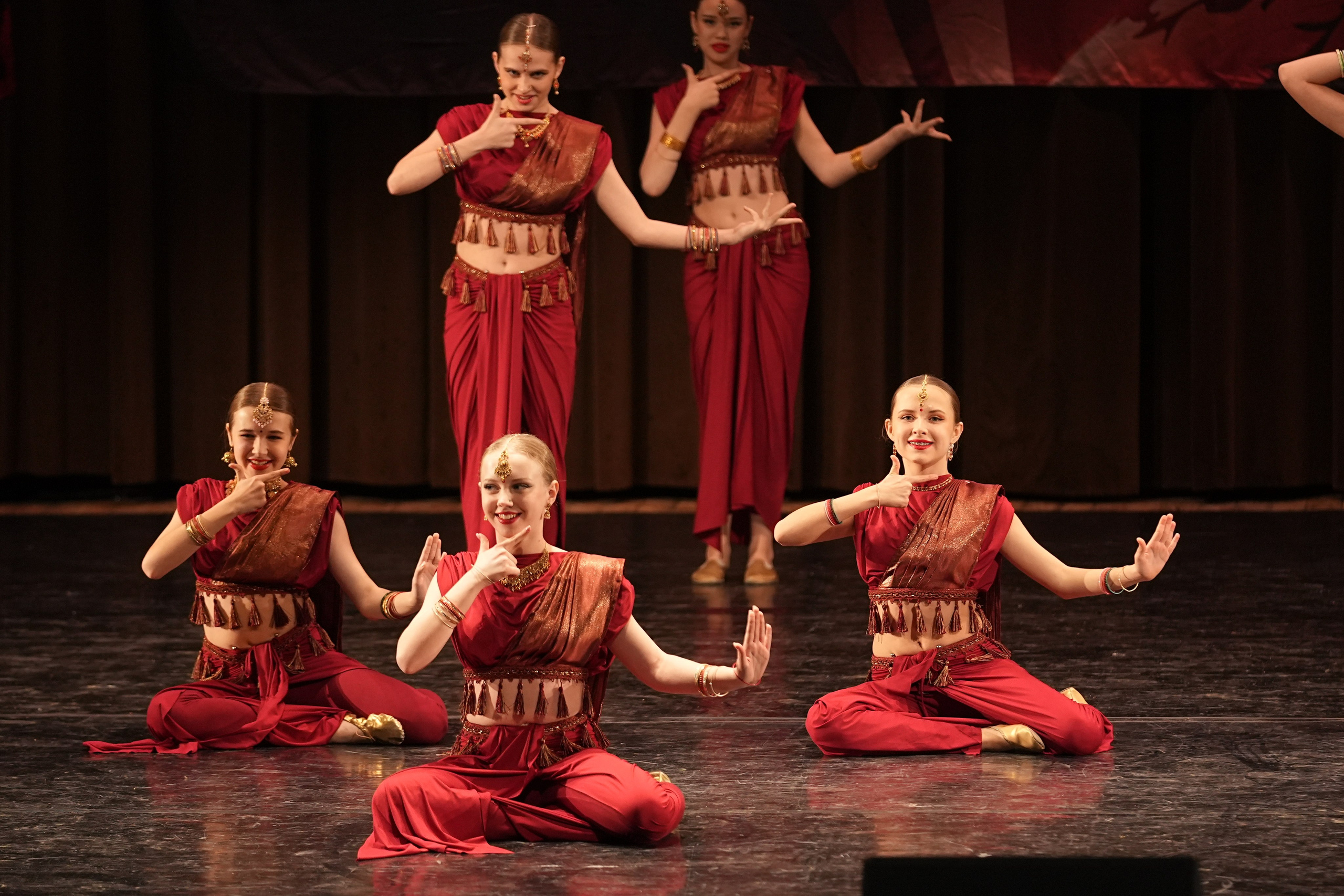 7 декабря, блок 1, г. Москва. Золотое яблочко