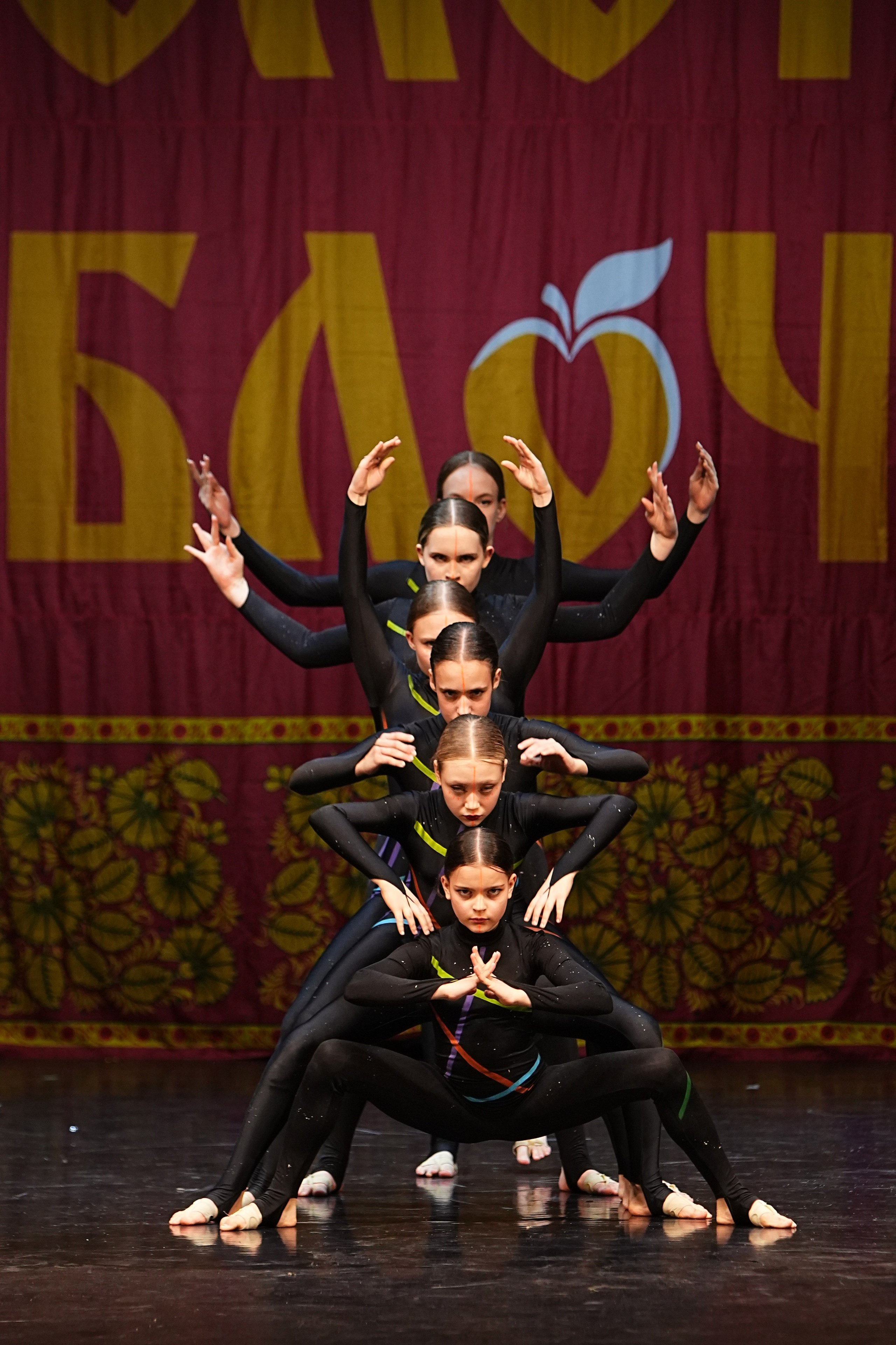 5 апреля, блок 2, г. Тверь. Золотое яблочко