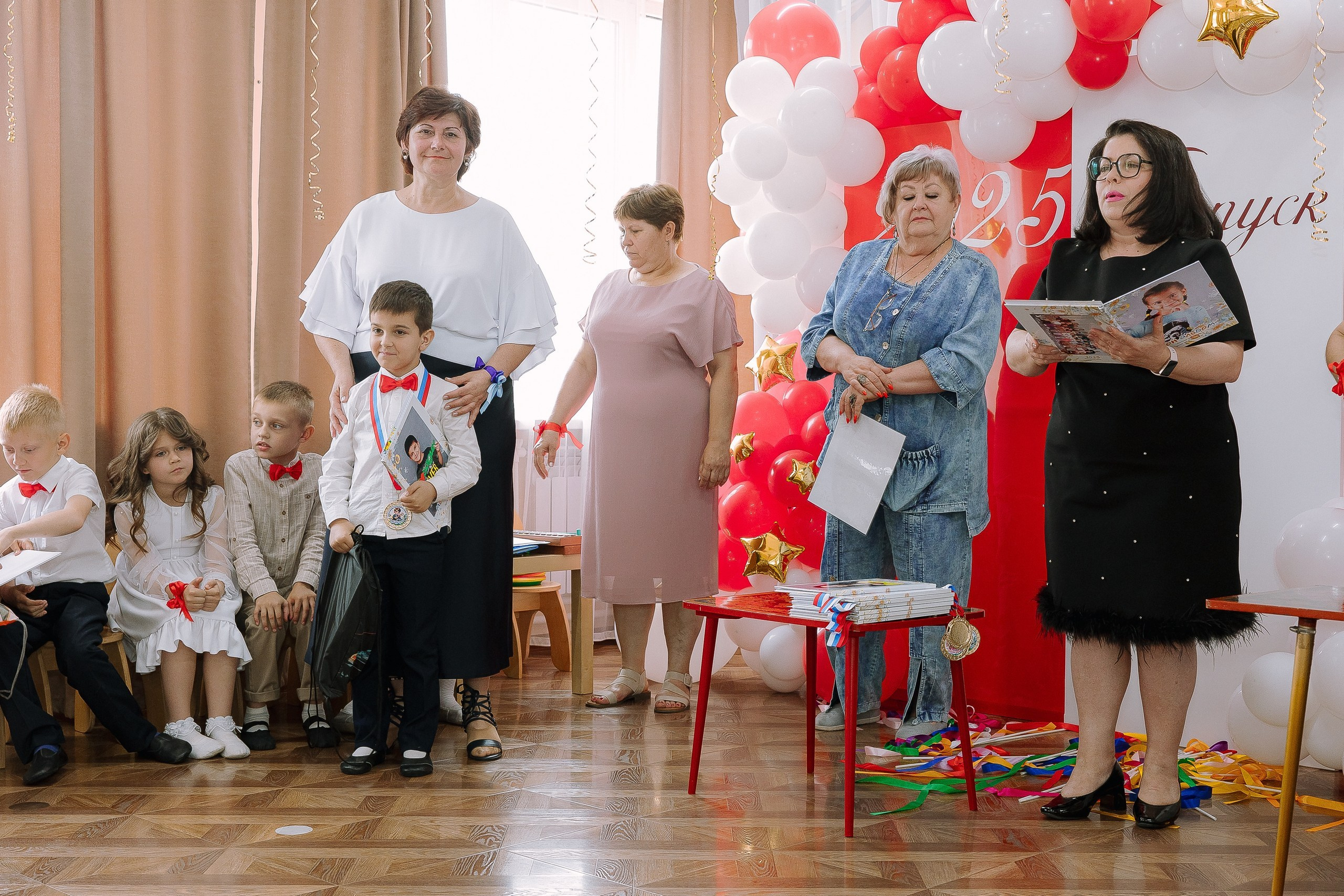 Выпускной в ДС 26. Выпускные альбомы Натальи Бутко: Новороссийск, Анапа, Геленджик