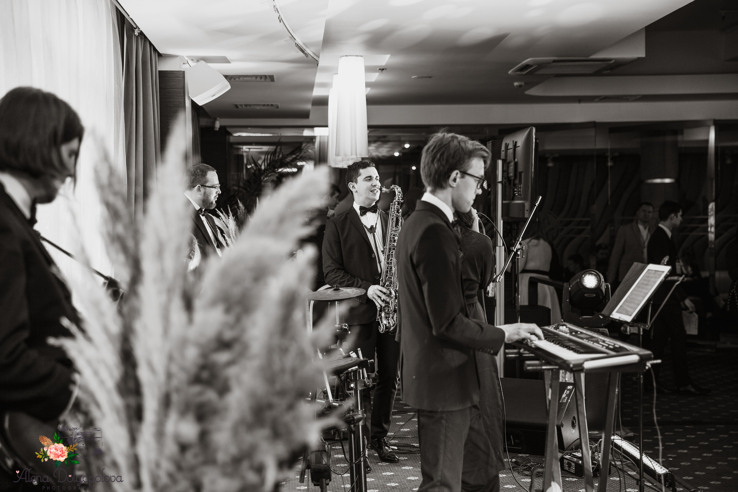 Свадебная выставка «Идеальная свадьба». Фотограф в Сочи, Санкт-Петербурге, Москве, Италии, Франции, Черног