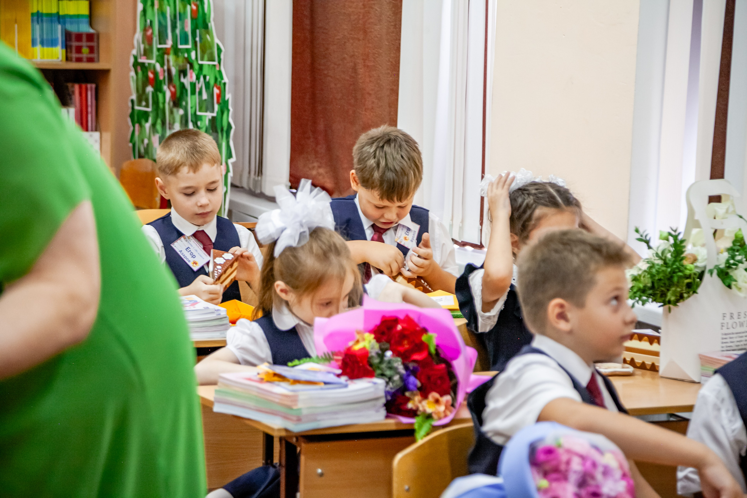 1 сентября линейка. Свадебный и семейный фотограф в Армавире