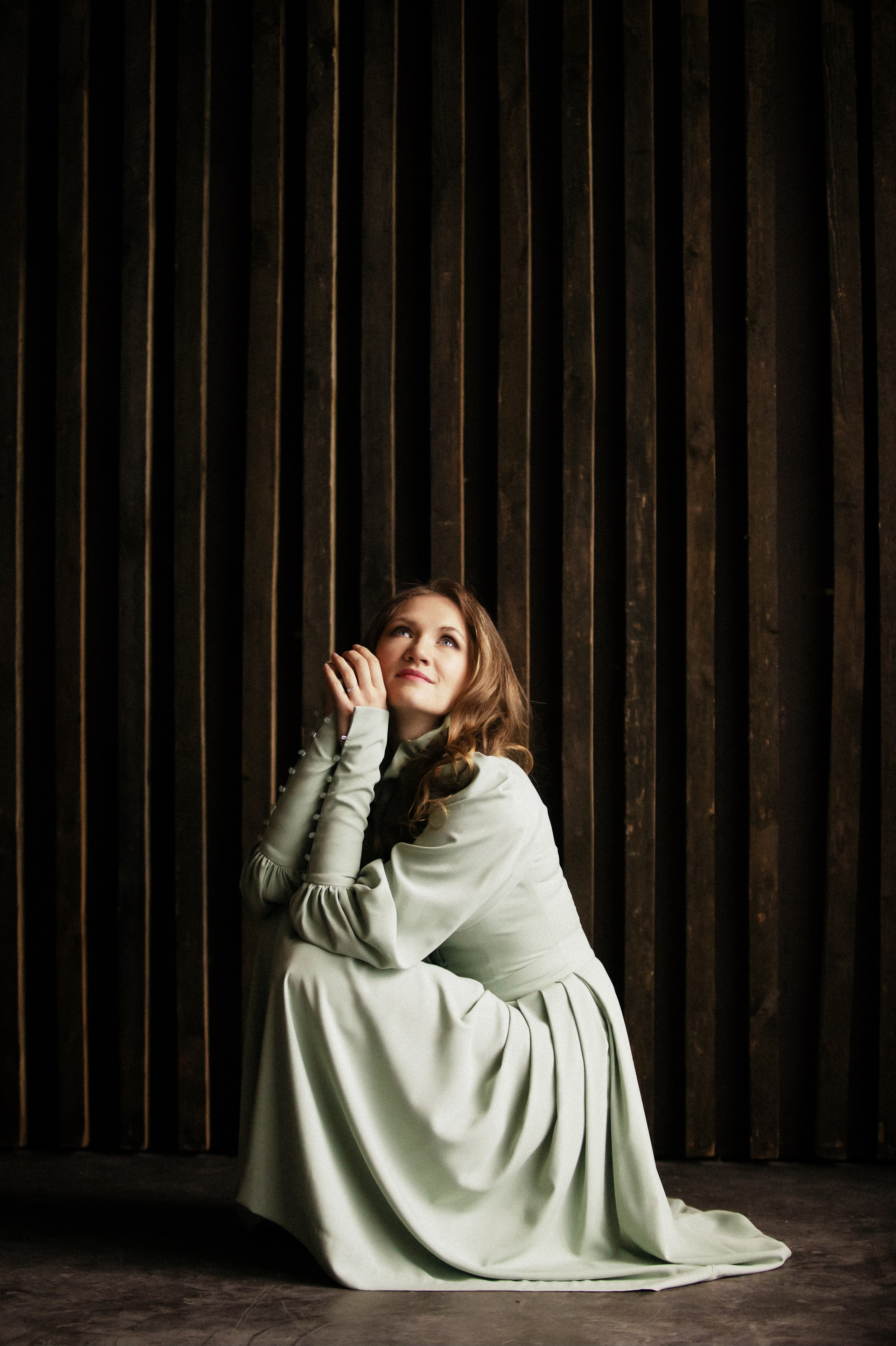 Съемка для двух сестер в студии. Фотографы в Москве Светлана Устинова и Сергей Грачев