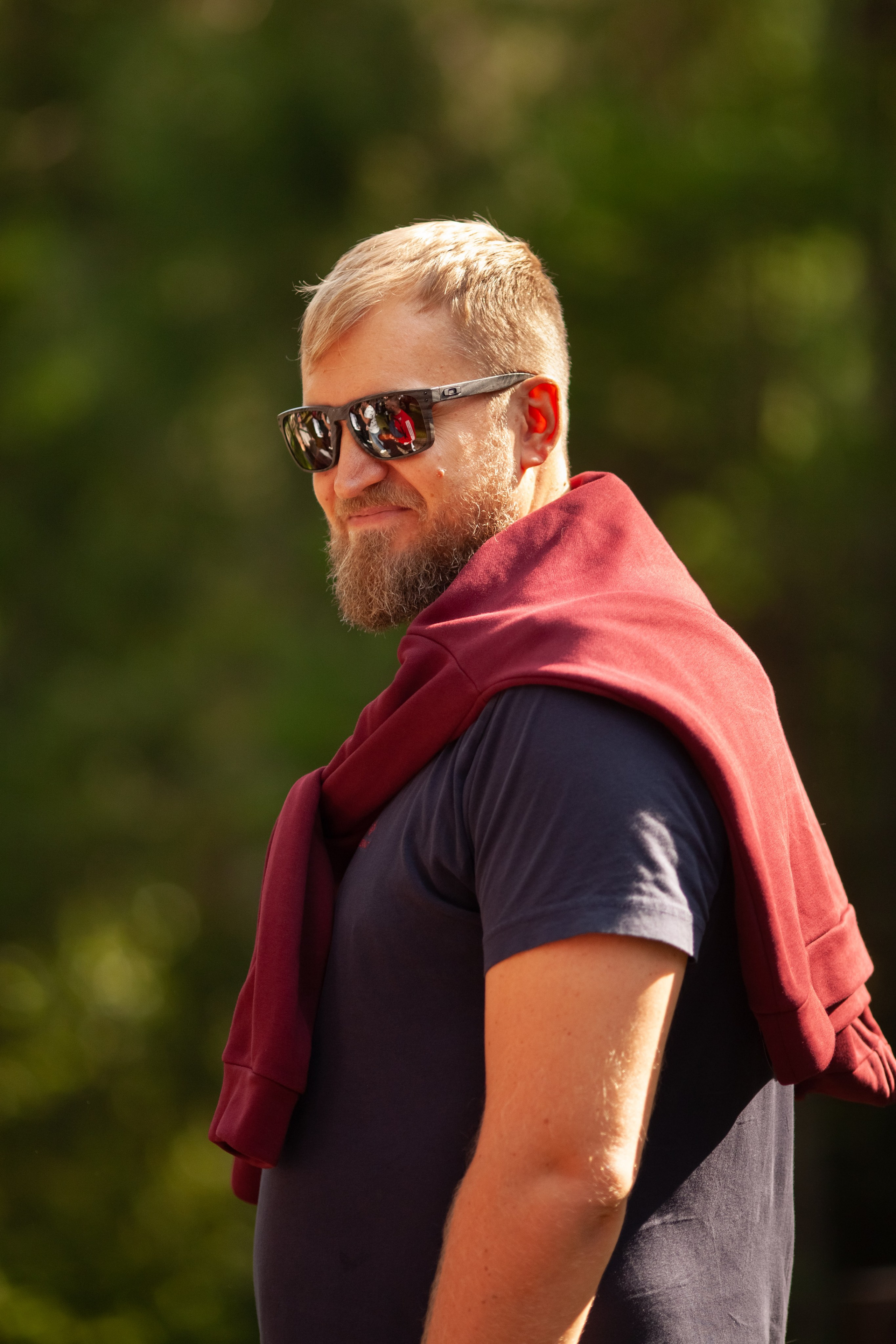 Аметист — тимбилдинг. Двойняшки-фотографы Анна и Анастасия в Санкт-Петербурге