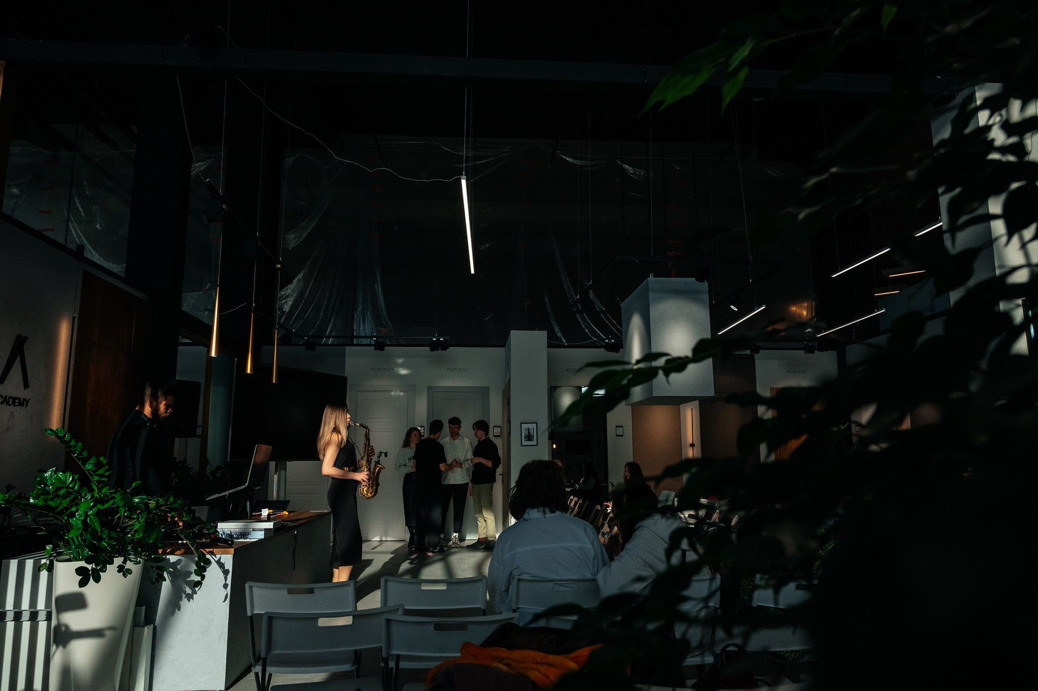 Выступление дизайнера в Academy. Свадебный и семейный фотограф из Санкт-Петербурга Климов Анатолий