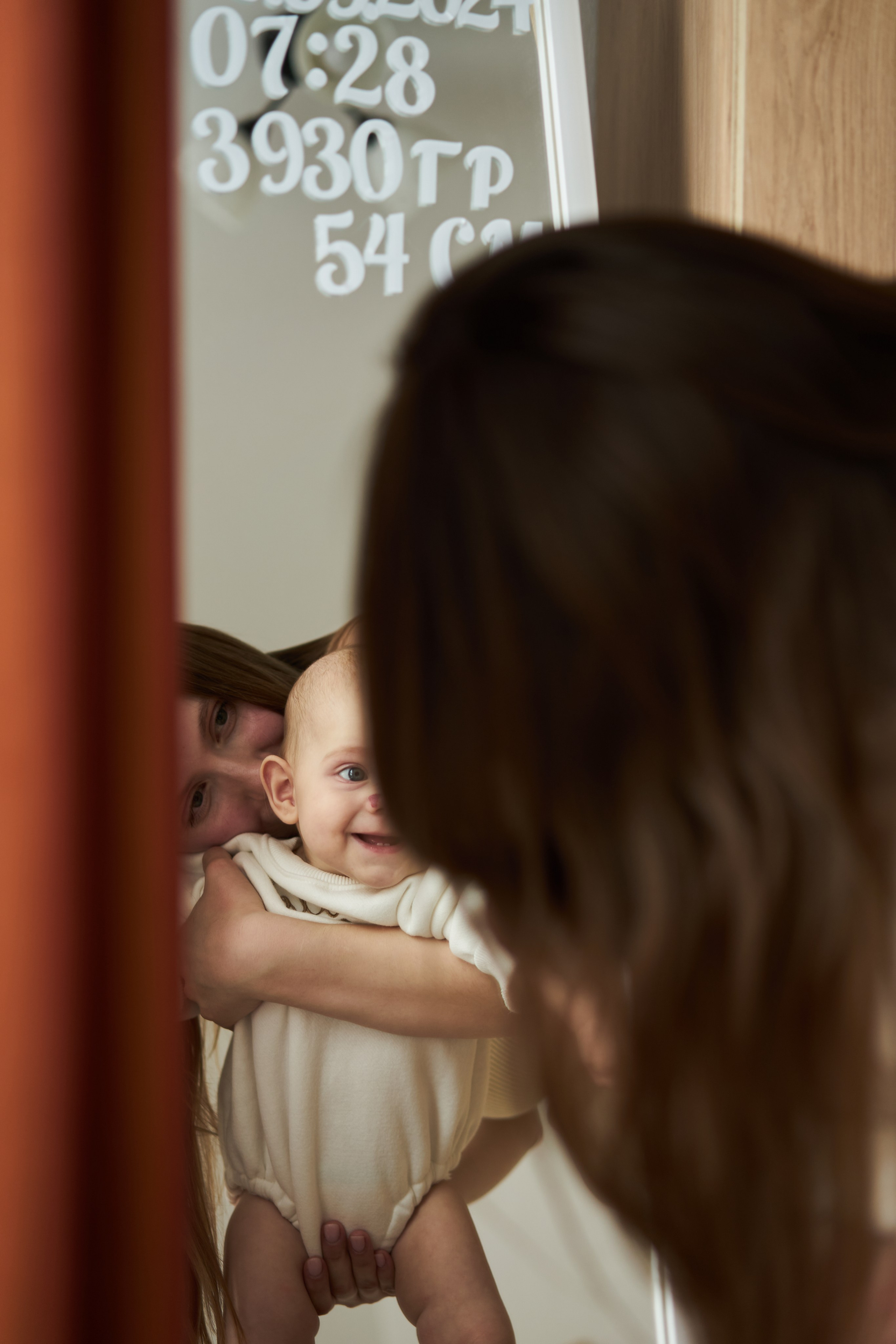 Семейная фотосессия дома. Фотограф Екатеринбург Кокшарова Александра