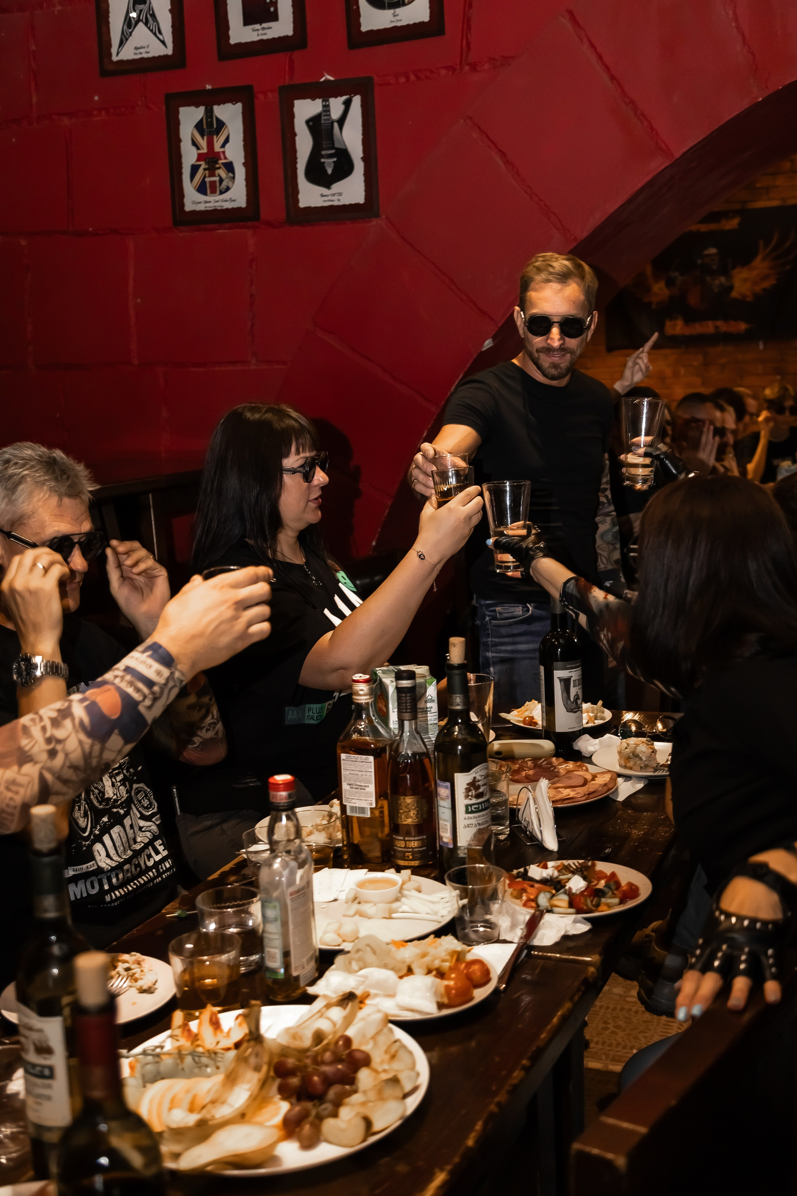 День Рождения Алексея в баре «Белая Лошадь». Фотограф в Волгограде Норченко Светлана