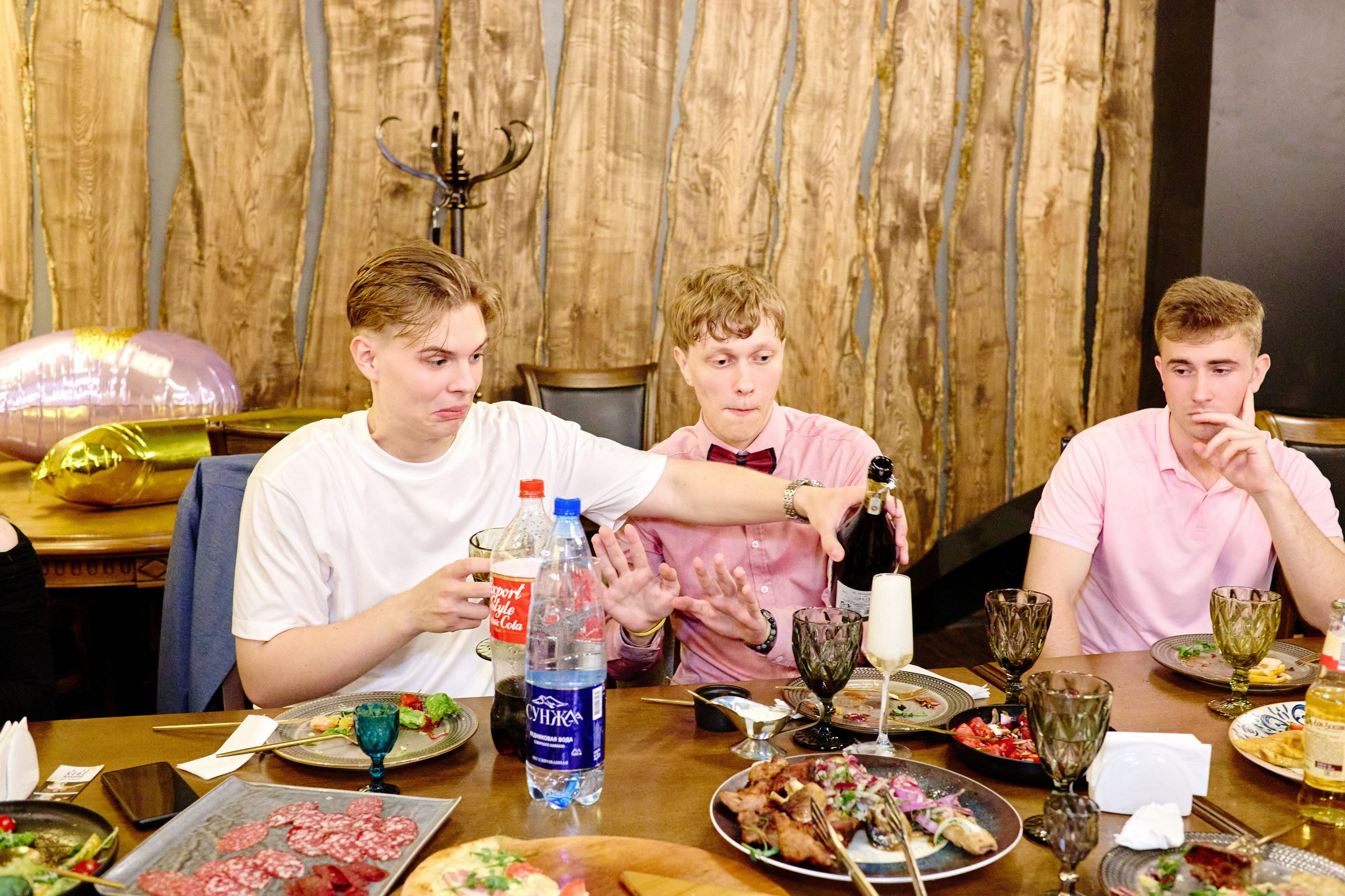 Выпускной 35 Сош. Фотограф Выпускные альбомы Таганрог Сергей Коробченко