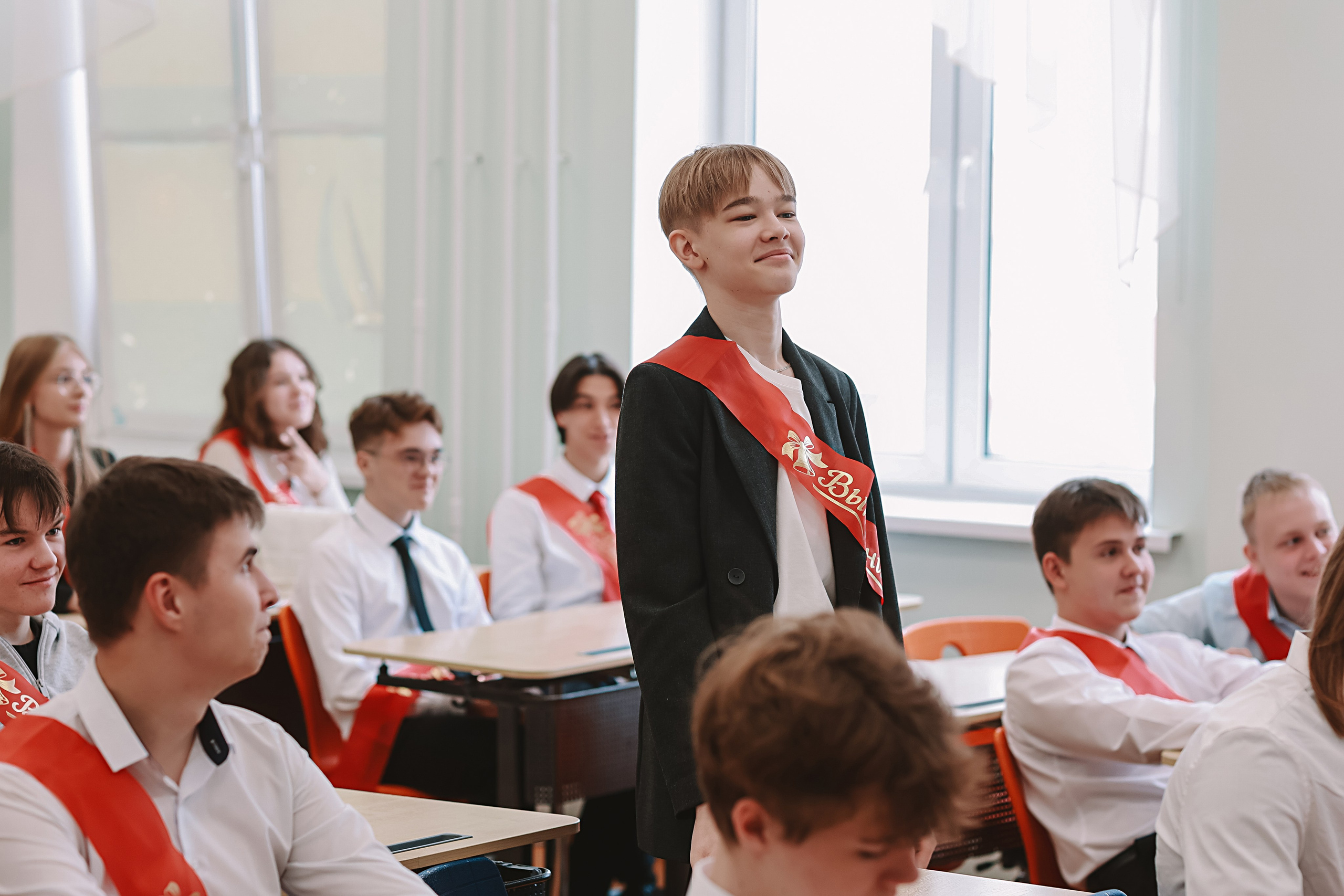 Последний звонок. Семейный фотограф Тюмень, фотограф на роды Салмина Мария