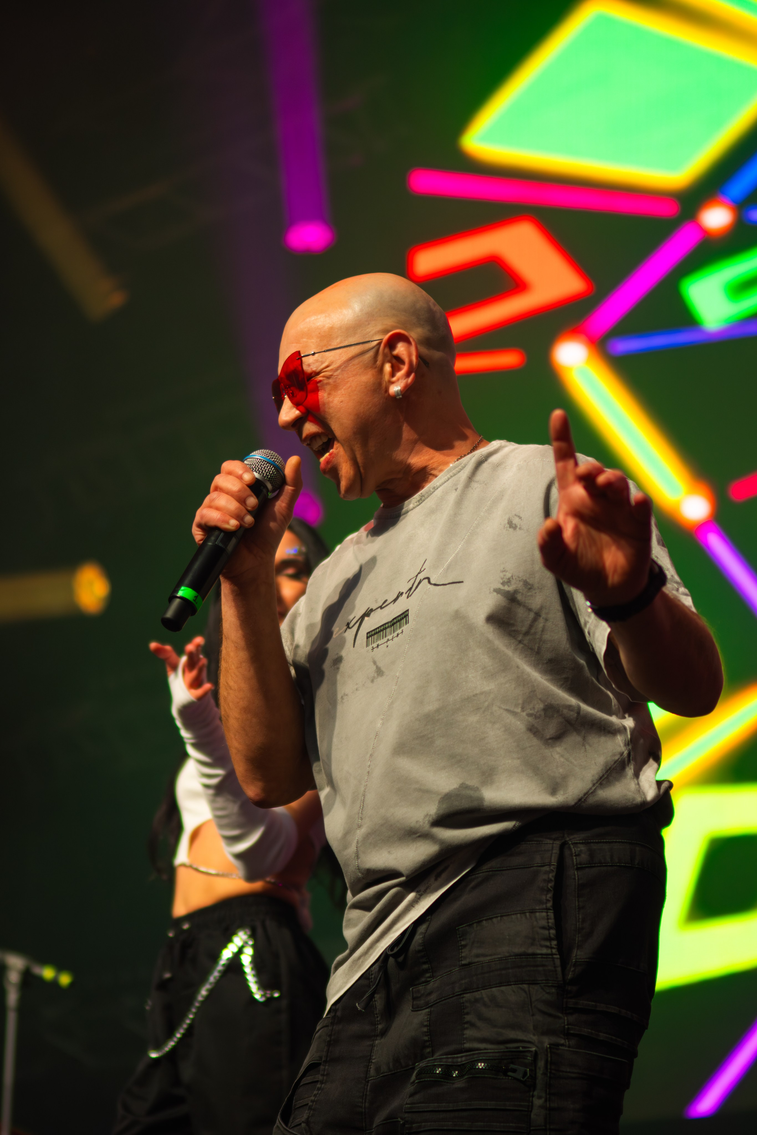 Дискотека 90-х. ОБЪЕКТИВно, он хорош | фото- и видеосъёмка в Брянске | Миша Напреенко