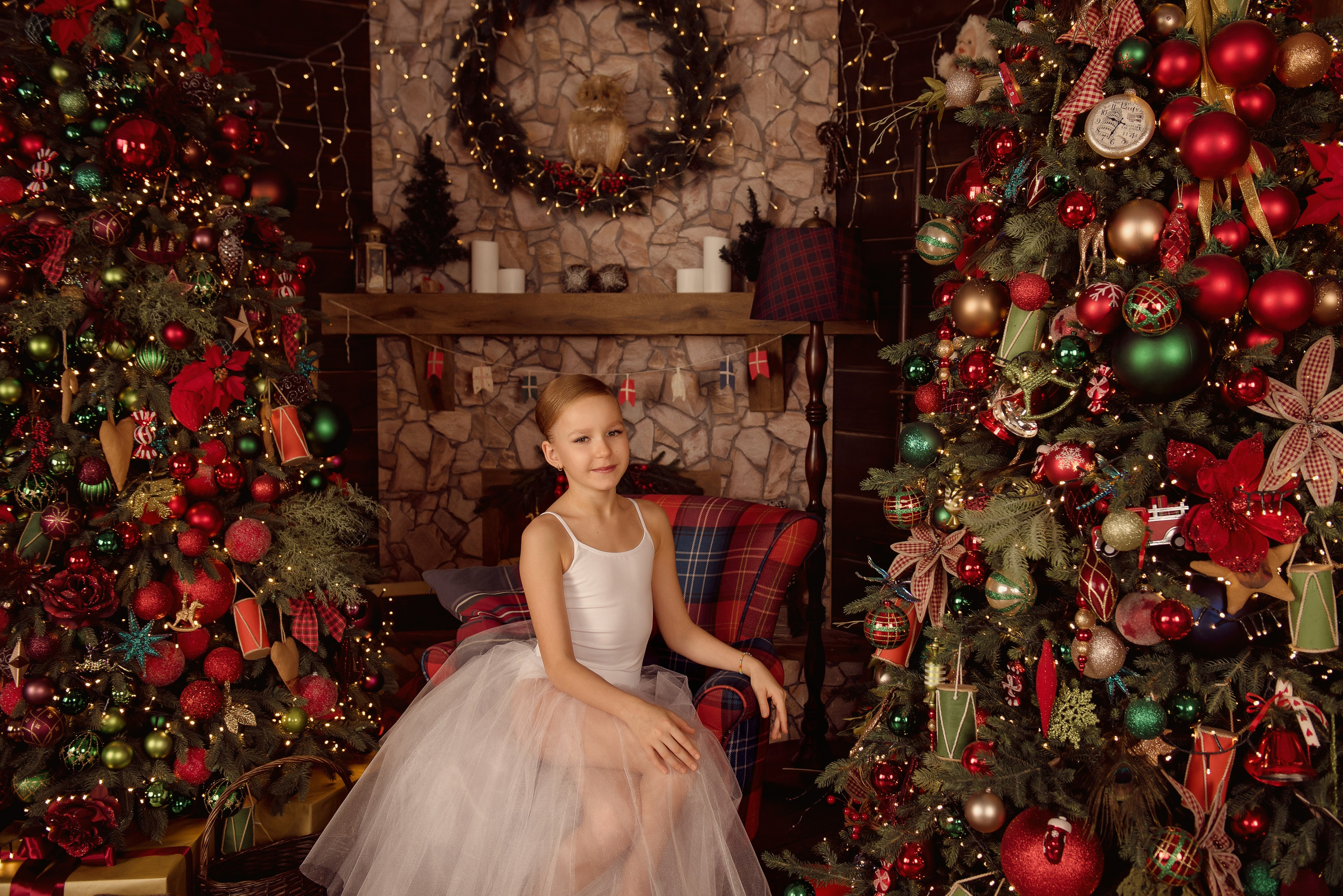 Варя и Милана Новый год. Детский фотограф в Долгопрудном и Москве