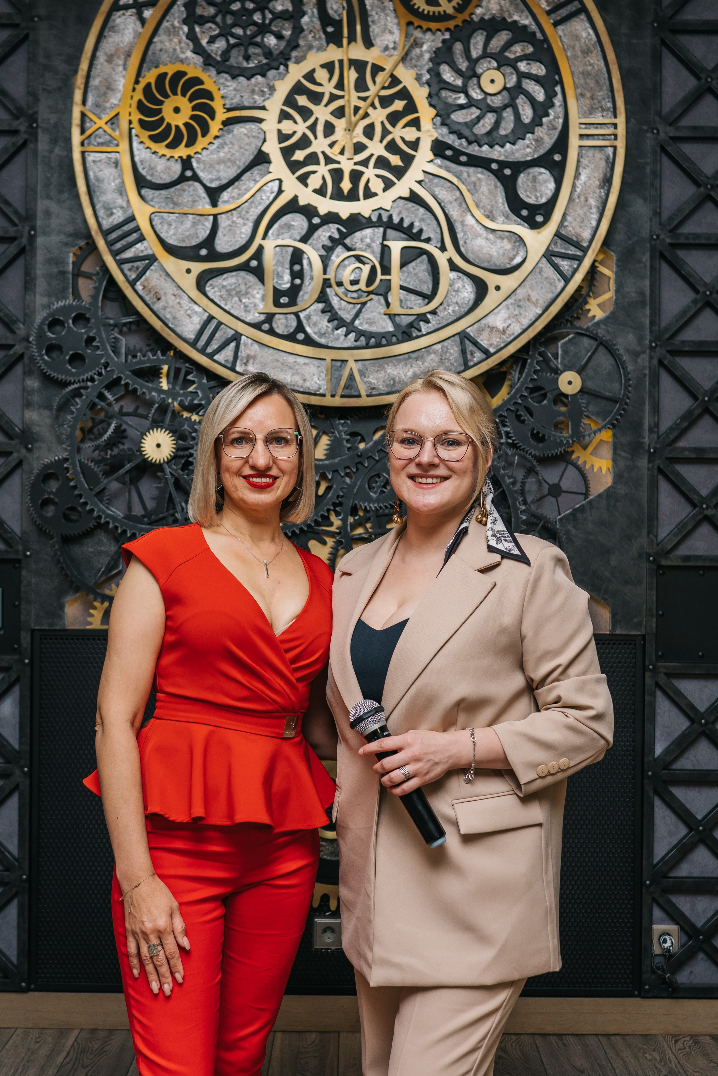 Бизнес-стендап. Женский фотограф в Москве Анастасия Сидорова