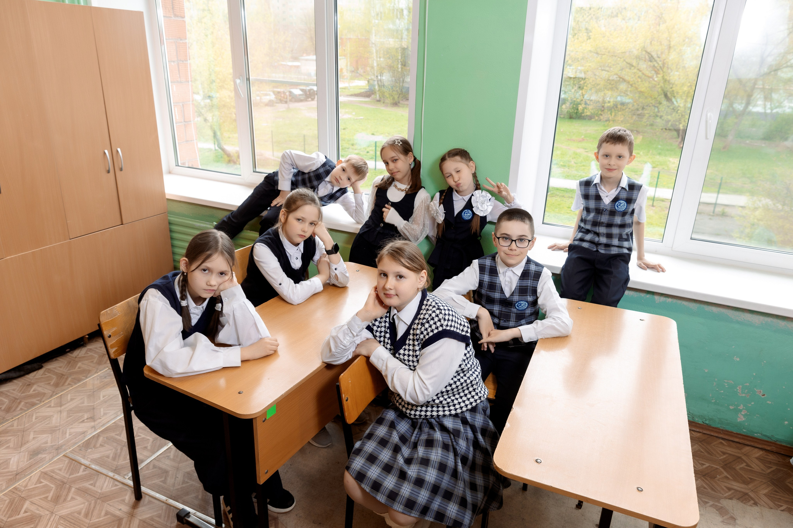 Школа 54 4А кл (2023-24) 2 часовая фотосессия в школе. Свадебный и Семейный фотограф г. Ижевск Гульназ Солдатова. Гульназ фото