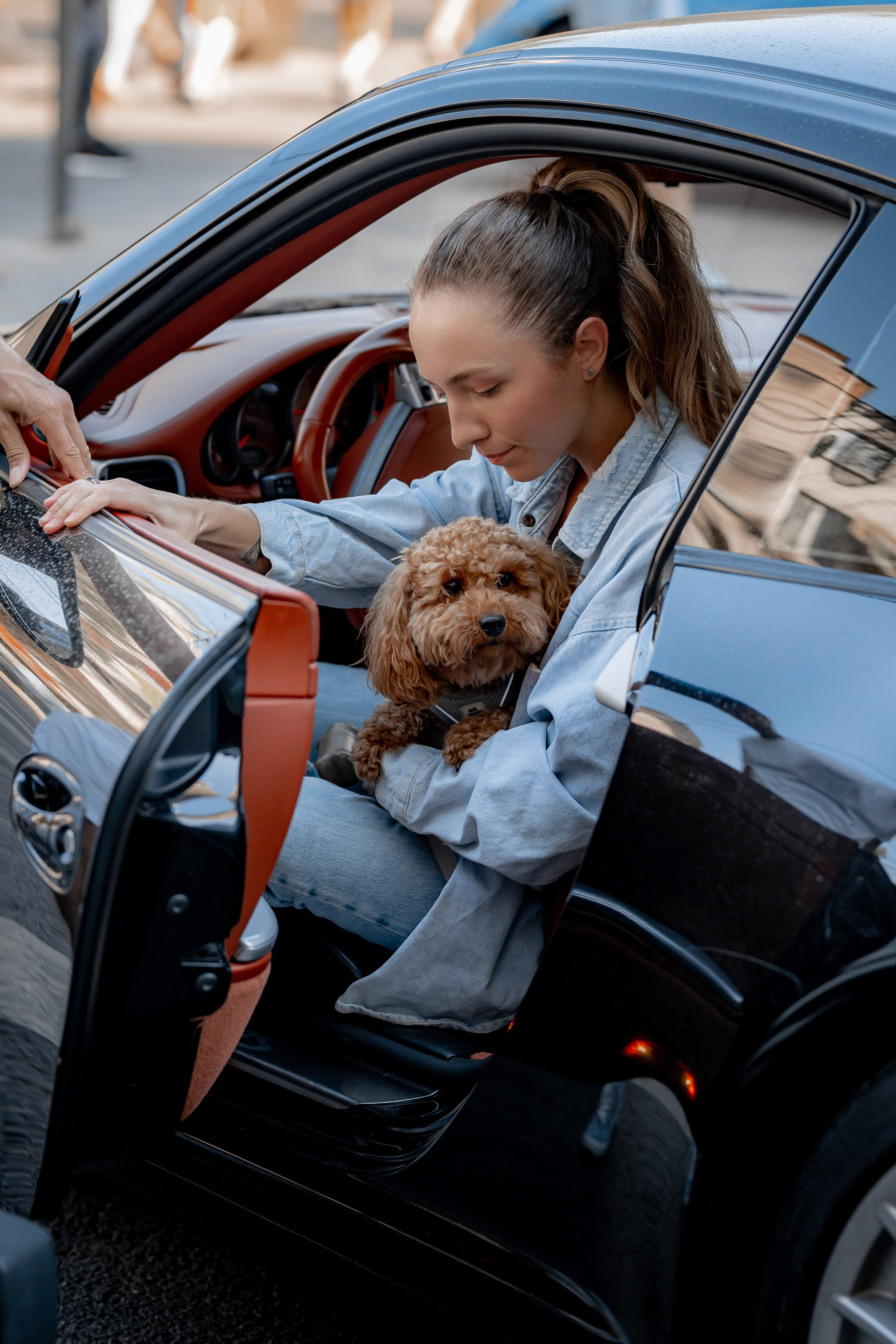 Porsche Завтрак в Cou-cou Bistro. Главная
