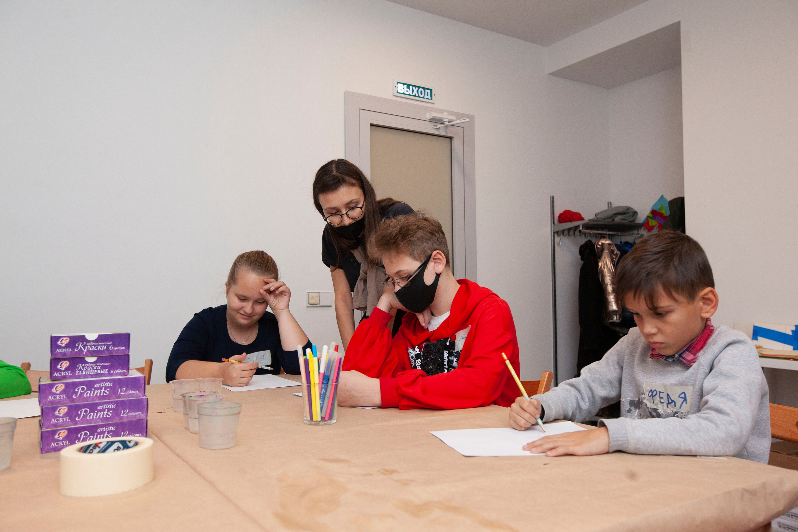 Детский мастер-класс в ММОМА. Stanislav Baryshev — People. Emotions. Atmosphere