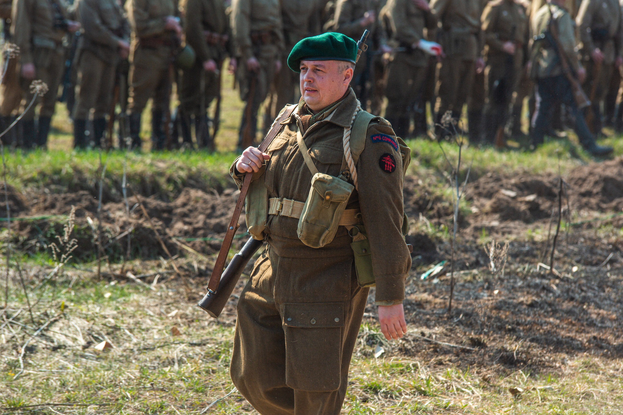 РЕКОНСТРУКЦИЯ БОЯ — ВОВ — БИТВА ЗА ГОРОД. Профессиональный фотограф в Мценске и Орловской области
