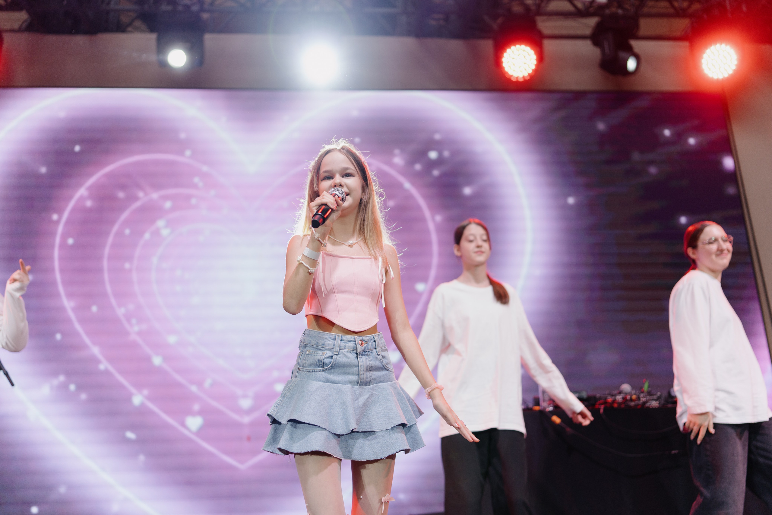 Три кота на «Каникулы с Комсомолкой» 04.05.24. Свадебный и семейный фотограф в Санкт-Петербурге Дмитрий Панин