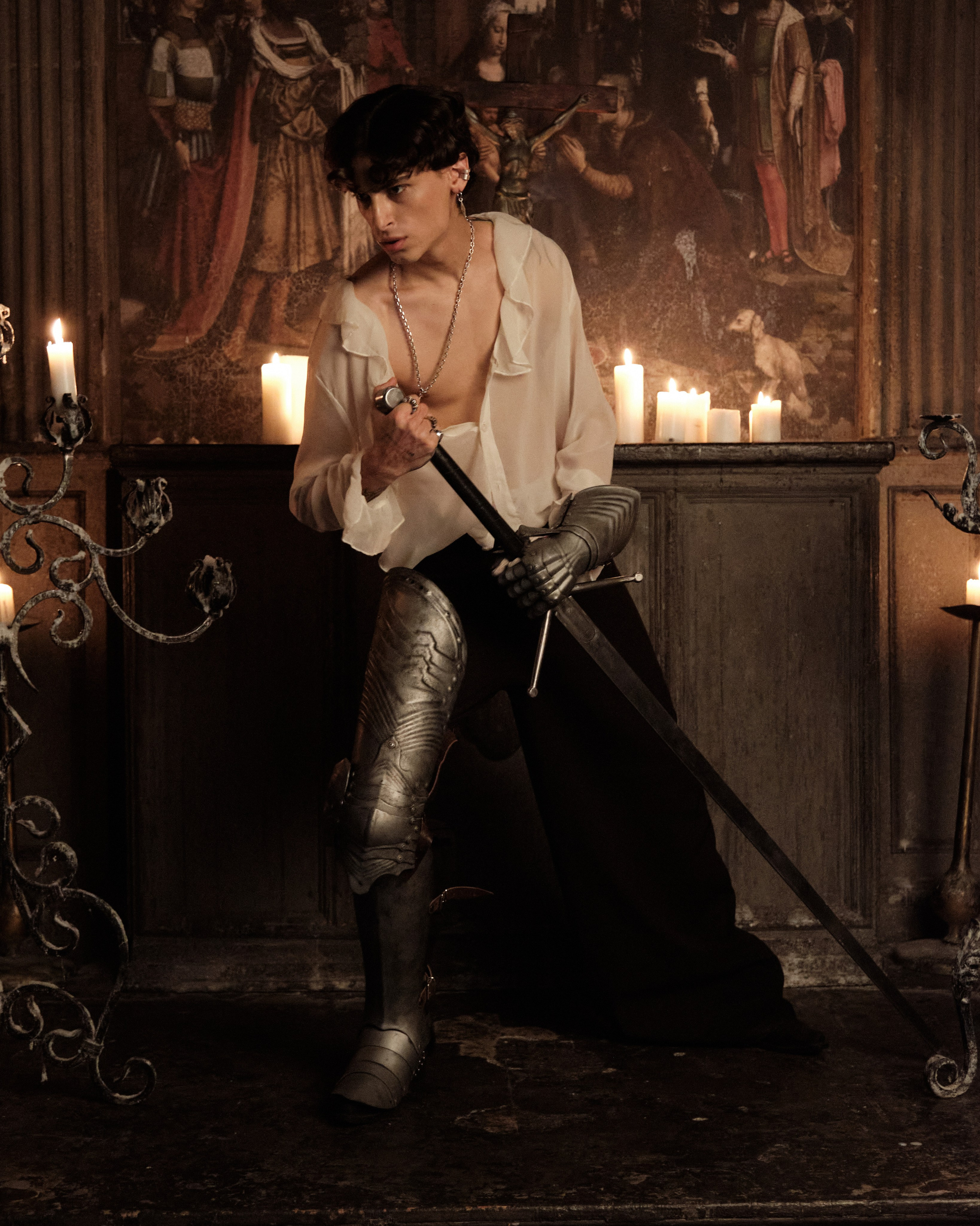 Knight for PRAY FOR MY SINS. Аксёнова Оля — сет-дизайнер, художник-постановщик, Москва