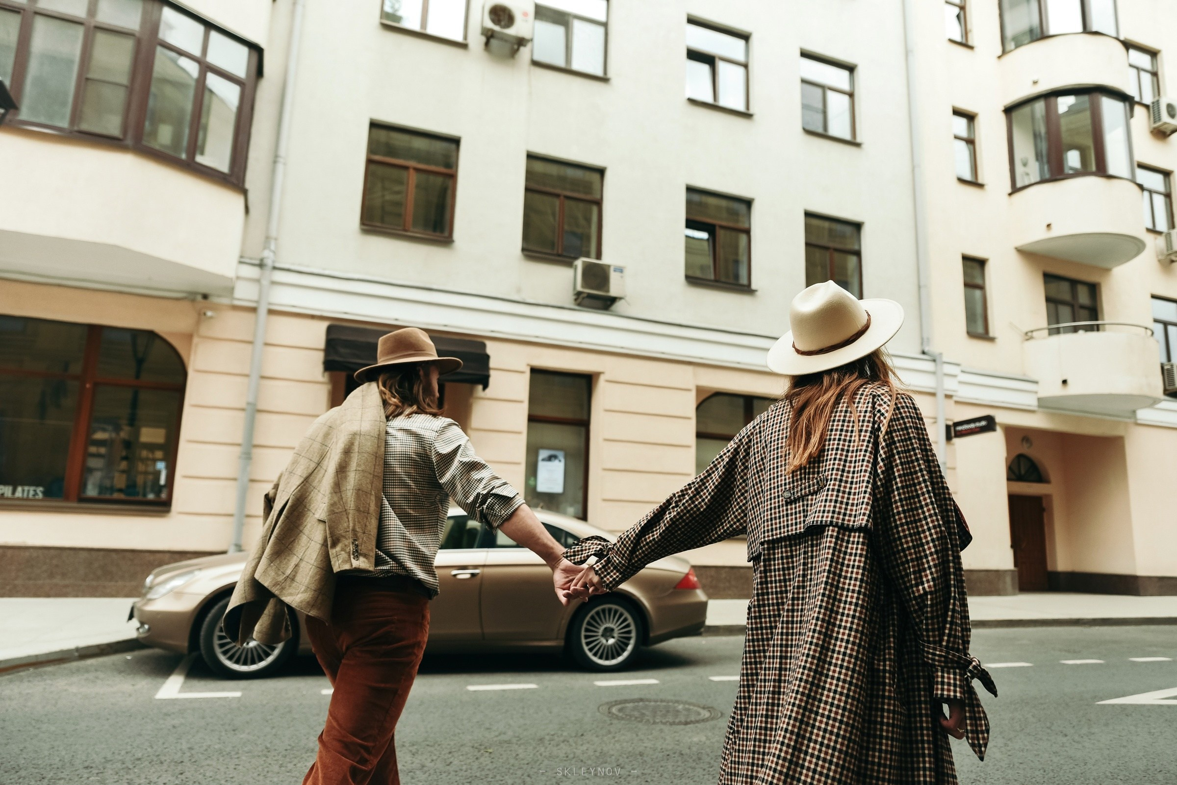 Love-story в городе. Свадебный и travel фотограф в Волгограде, Сочи, Домбае, Европе