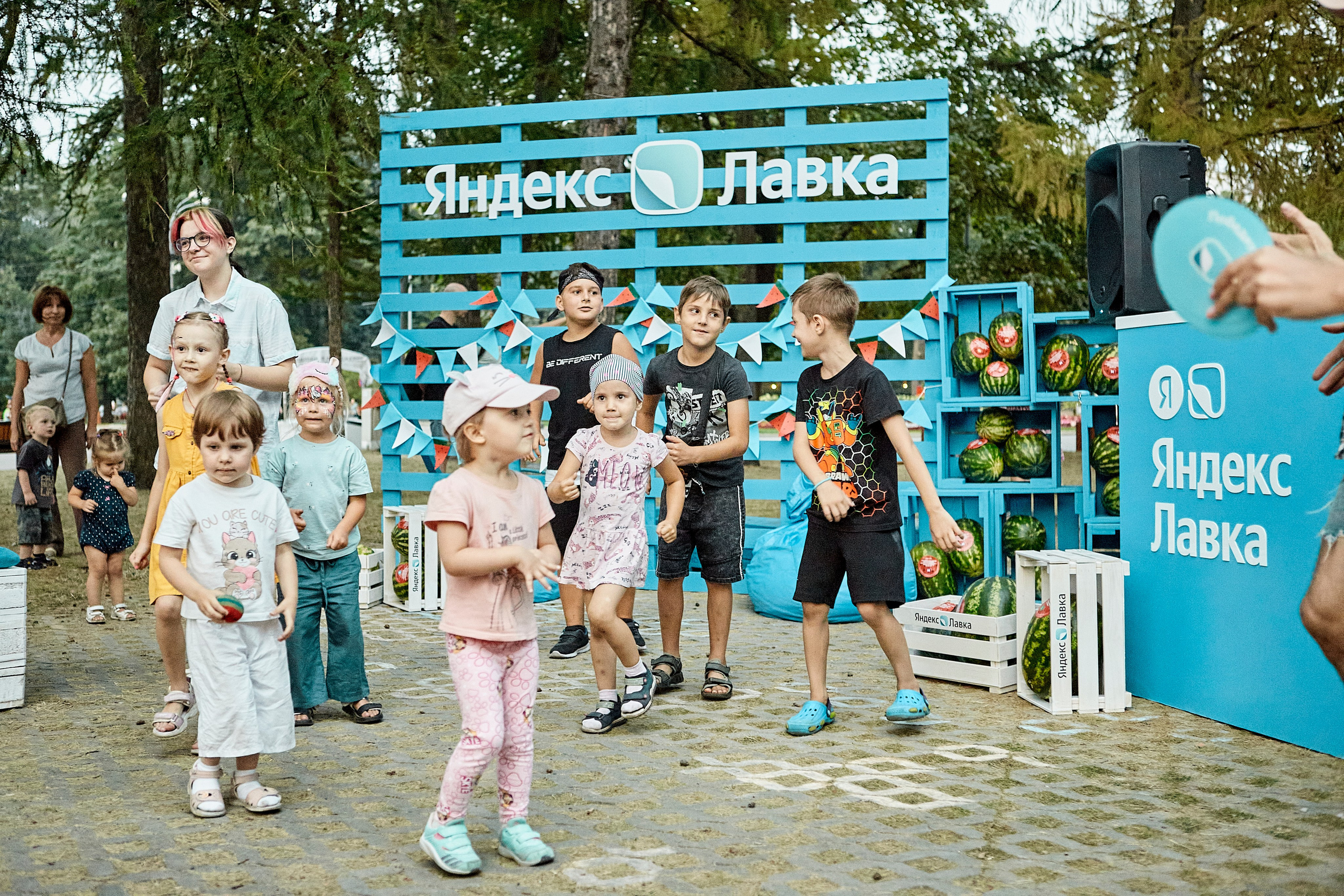 ЯНДЕКС ЛАВКА «АРБУЗНАЯ ФЕЕРИЯ». Фотограф Андрей Егоров