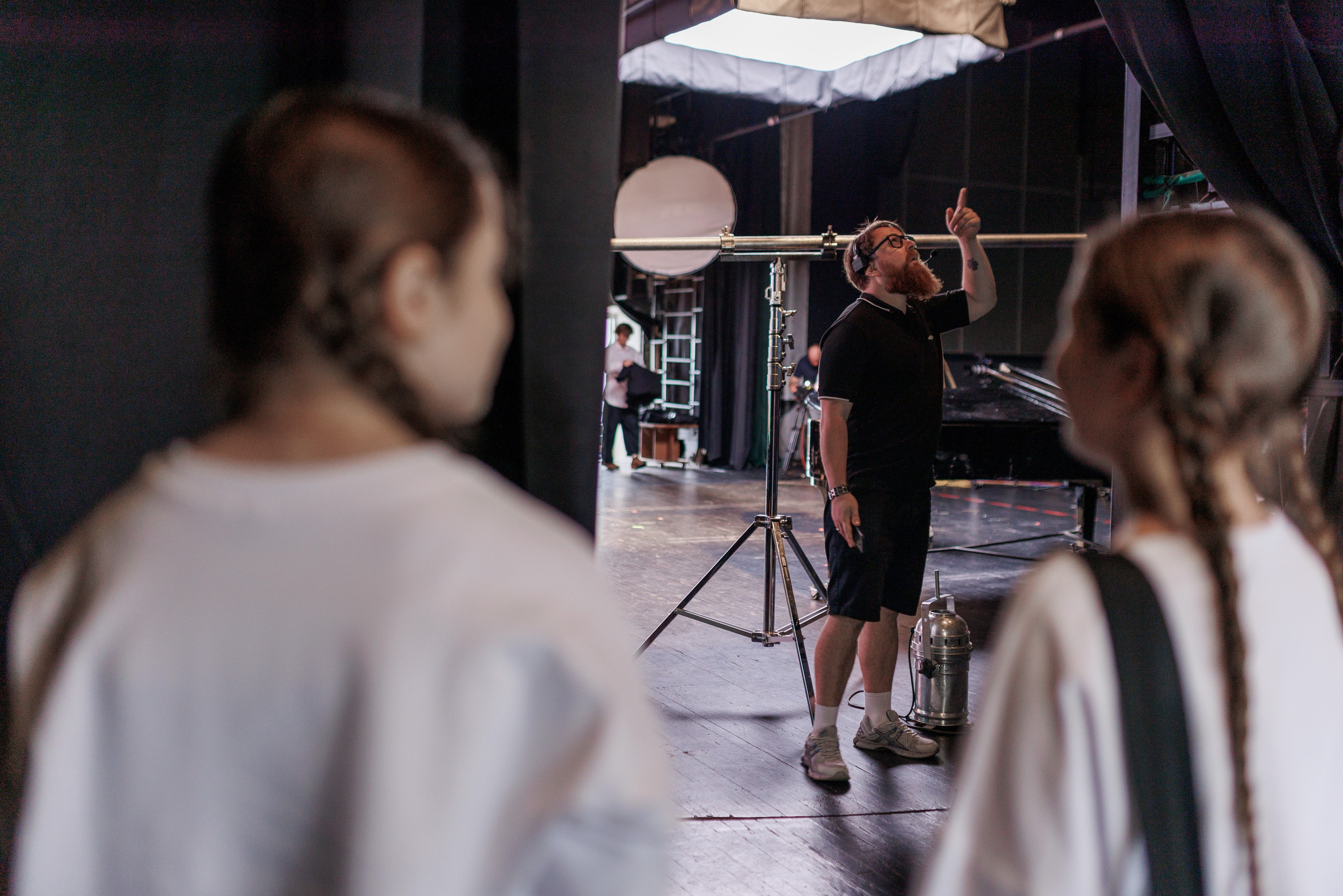 «Громко и честно» backstage «Бонд с кнопкой». Фотограф городских и семейных событий Артем Карпухин