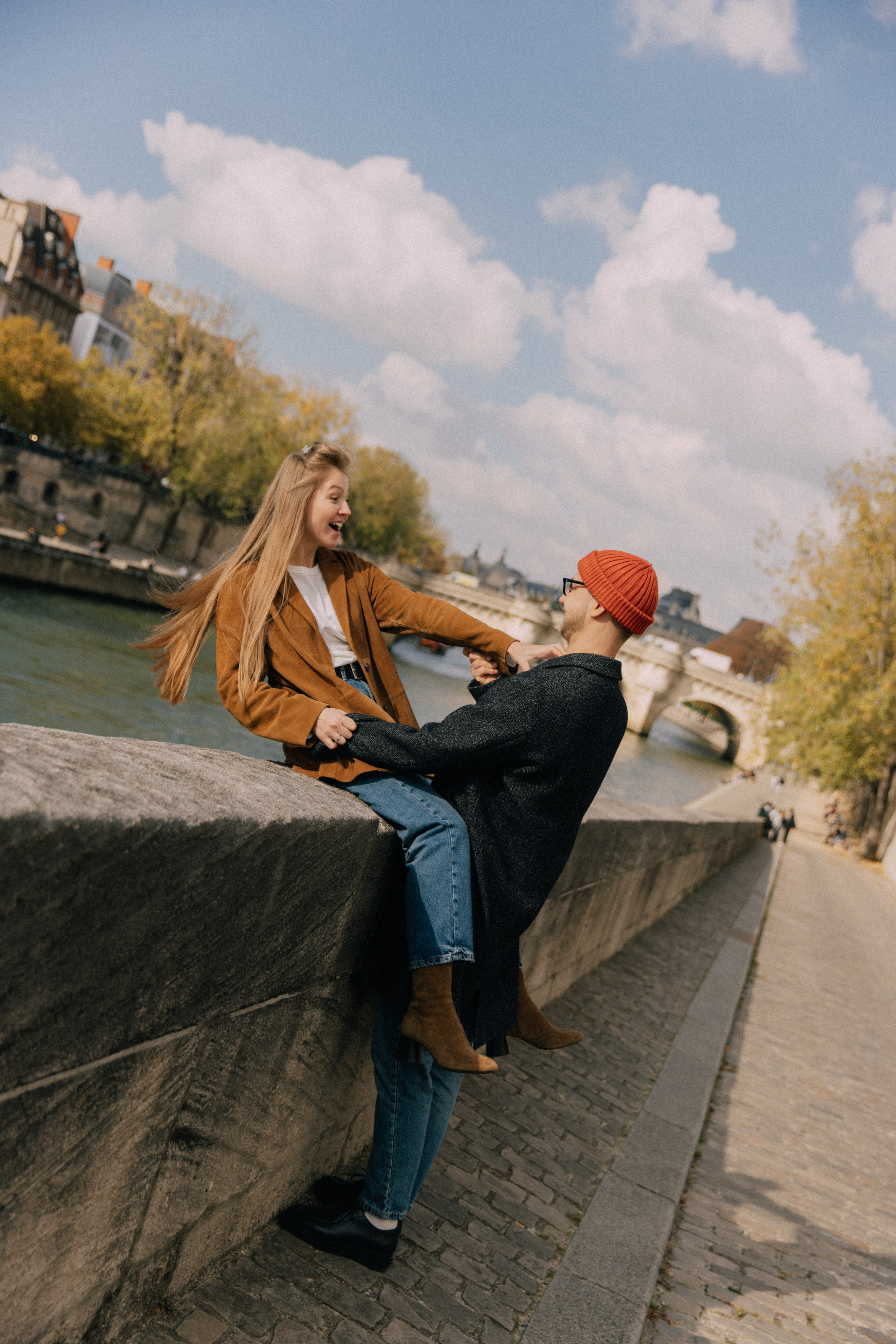 Love you a thousand times. Photographer in Paris