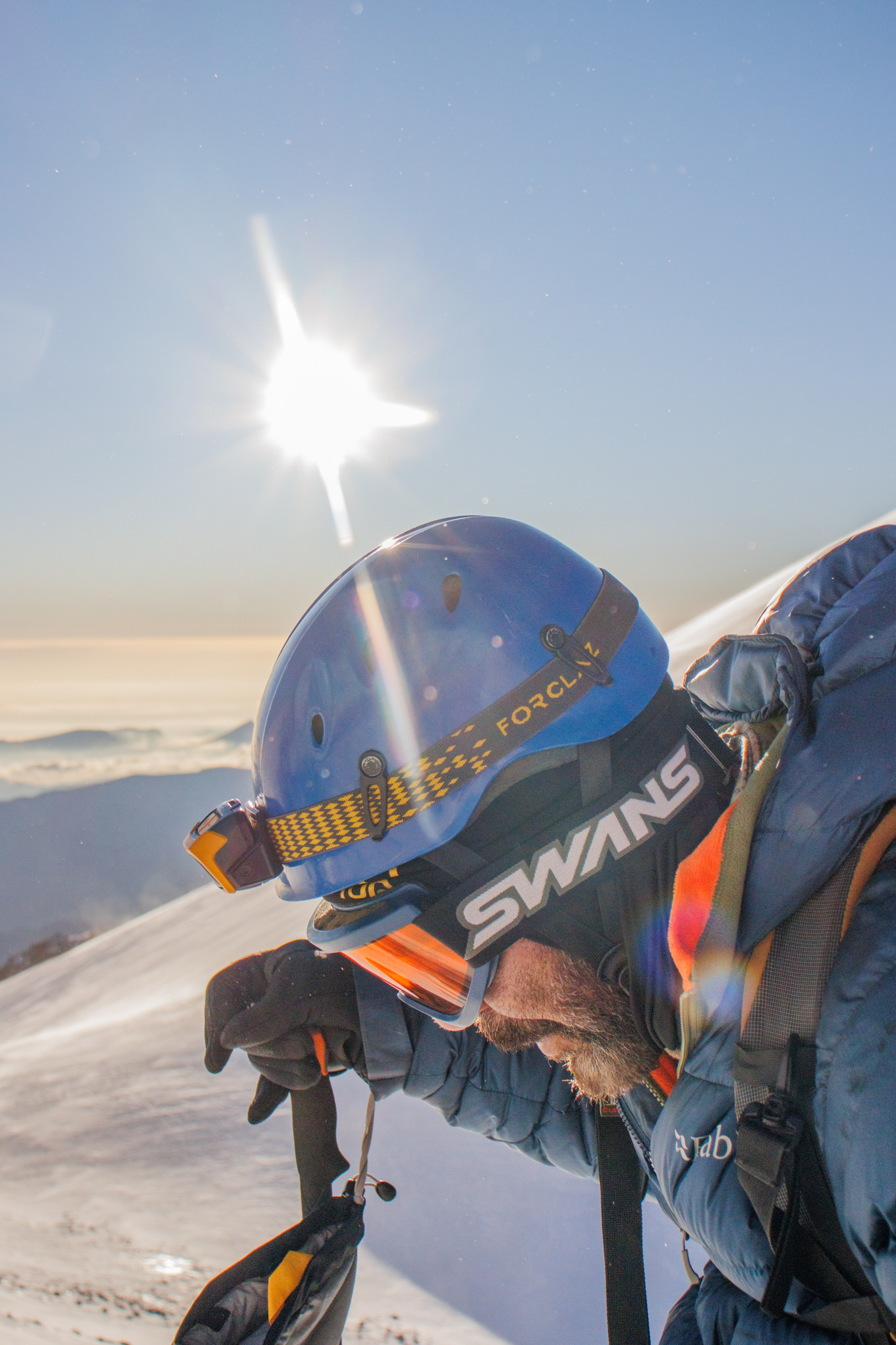 Эльбрус / восхождение. Фотограф на трекинг и восхождение Эльбрус, Приэльбрусье. Елизавета Бобок