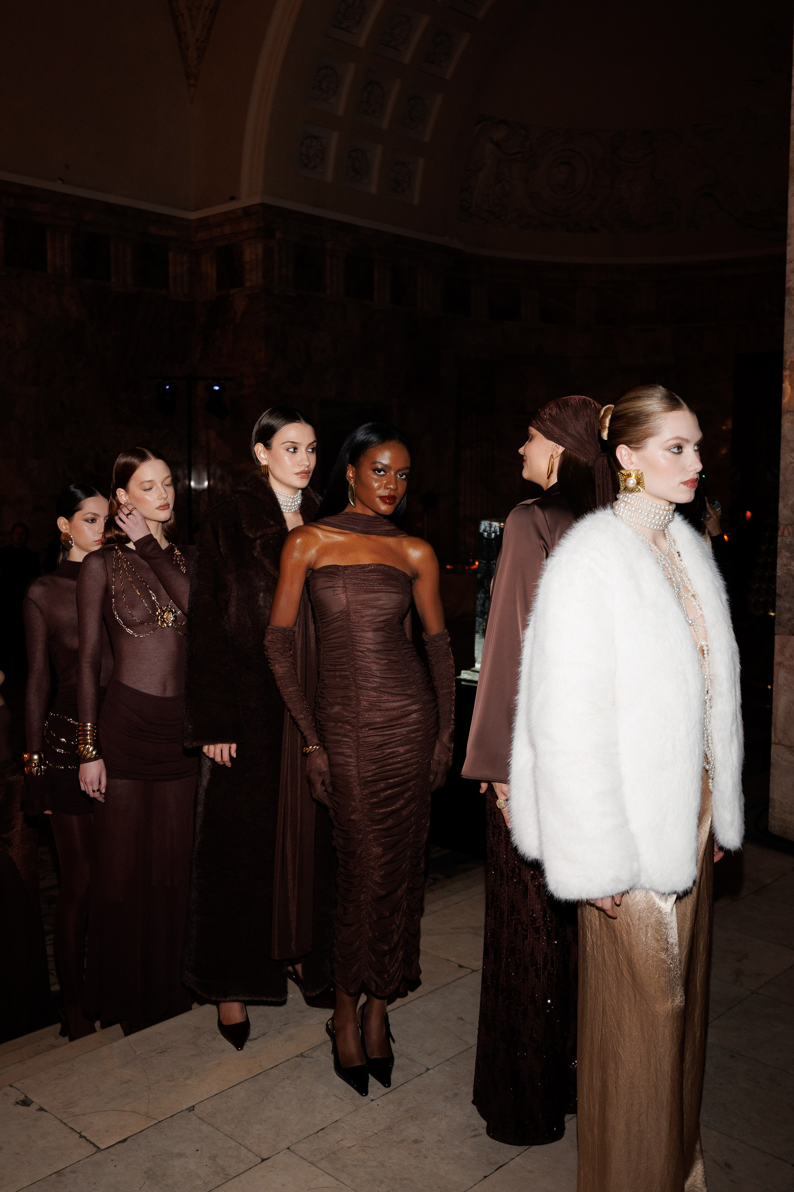 PARISIENNE. Lichi Fashion show. Aleksandr Tsukanov