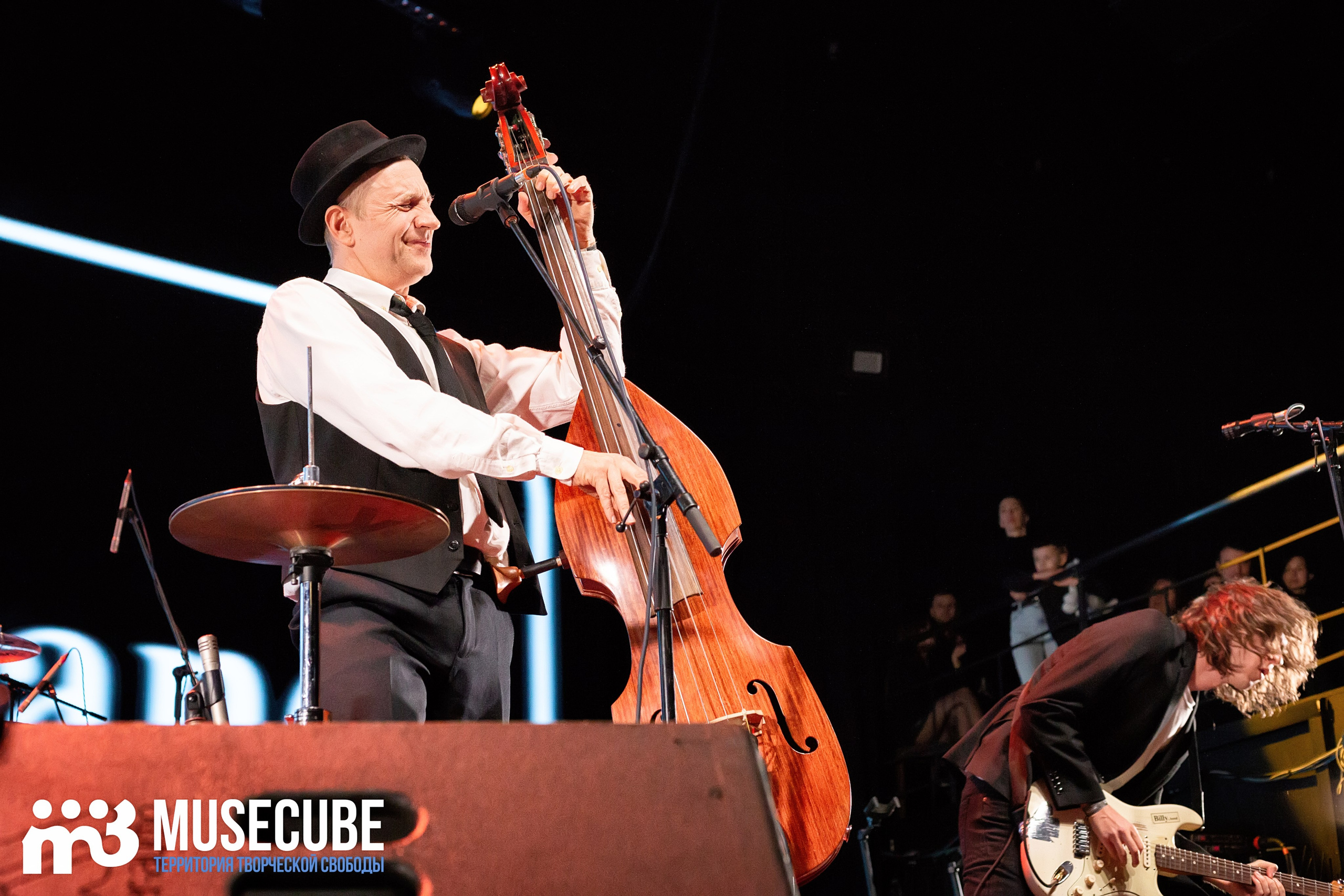 Фотосъемка концерта BILLY'S BAND Aurora СПБ. Портретные фотосессии, контент-съемки, репортаж