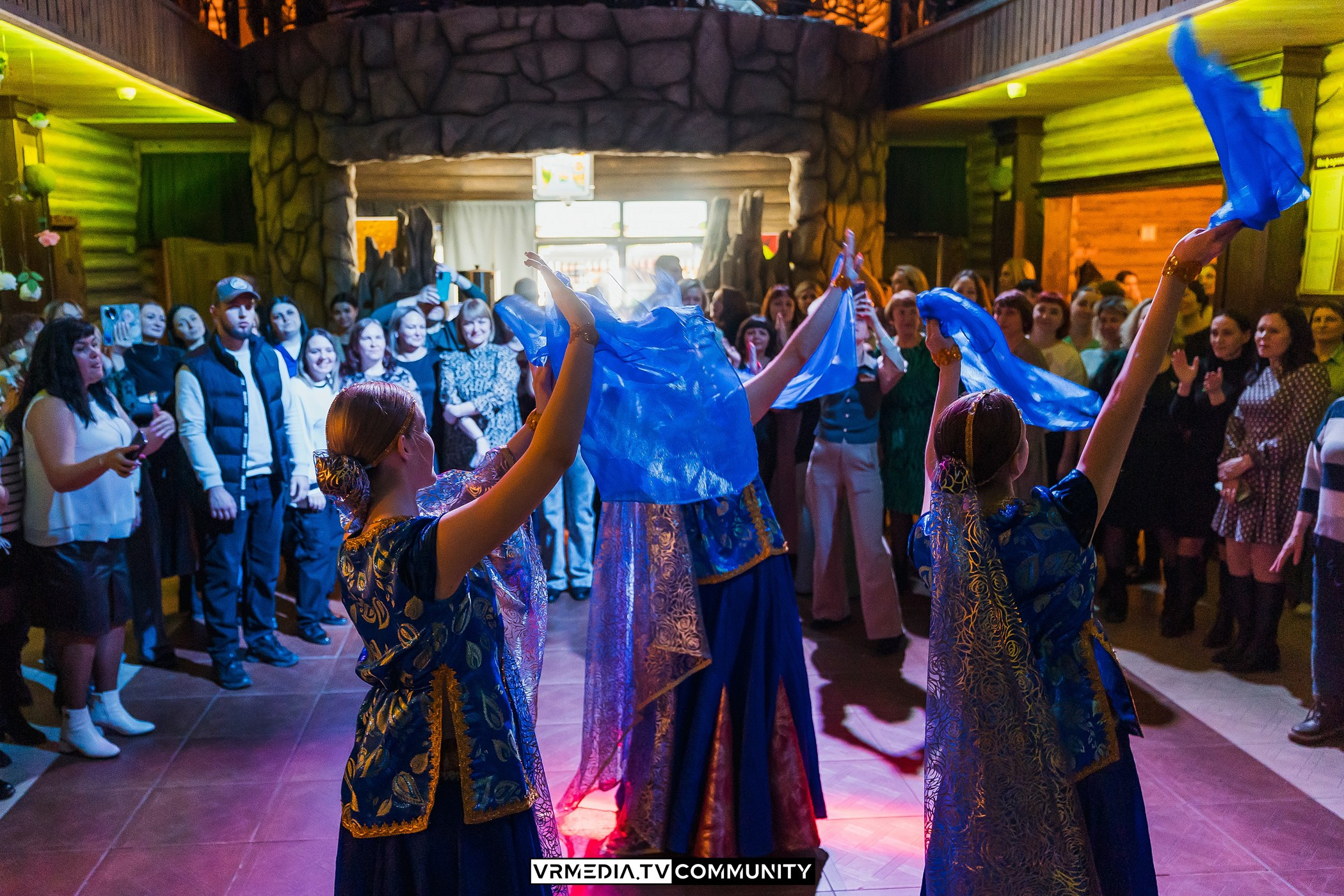 Международный женский день в кафе «У Петровича»