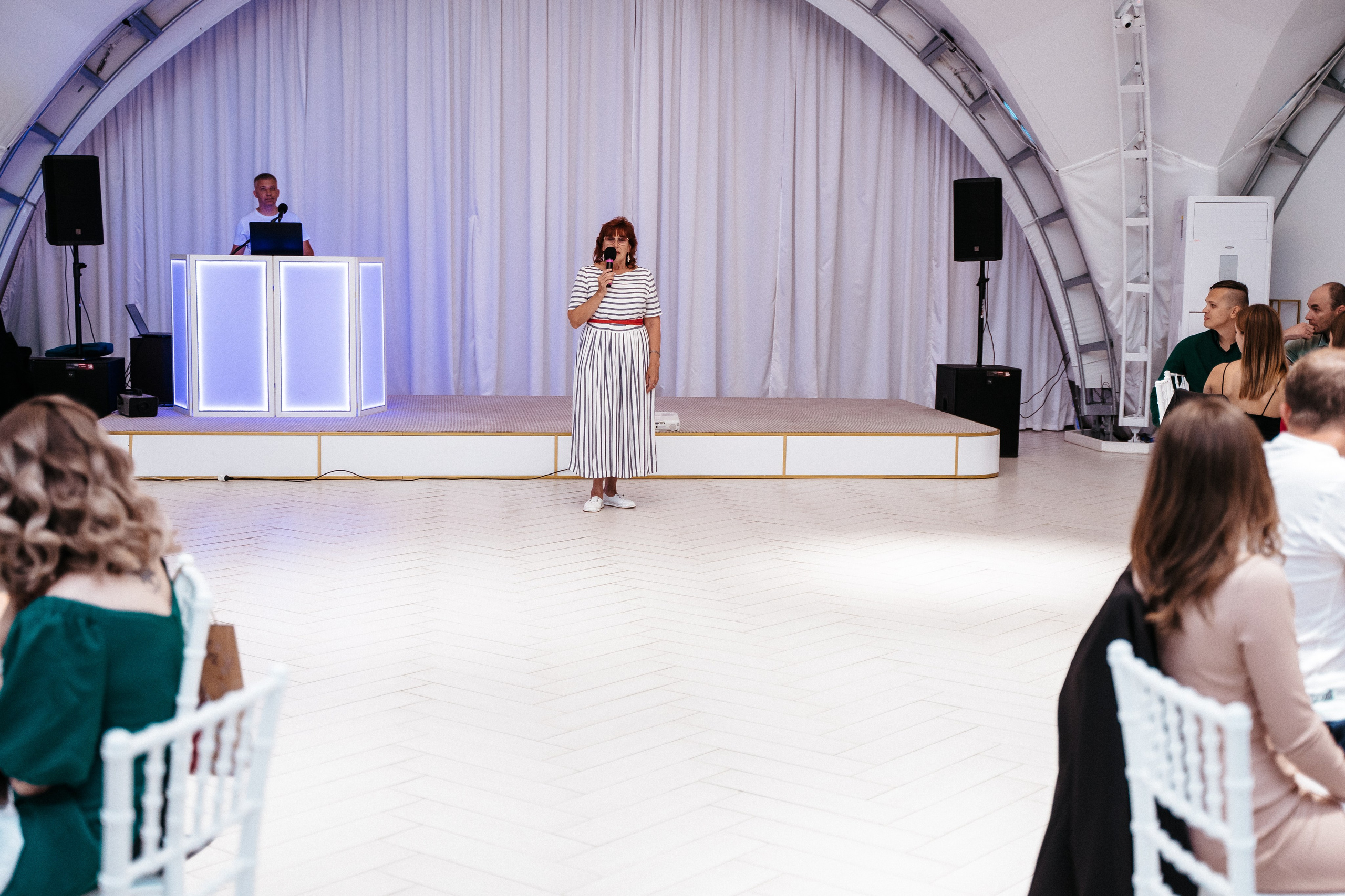 Ави Центр. Свадебный фотограф в Симферополе