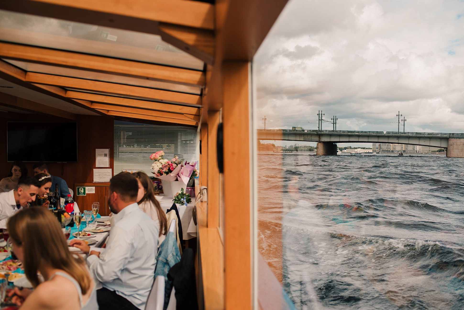 Юля и Андрей. Банкет на воде. Семейный и Свадебный фотограф. Санкт-Петербург. Пушкин