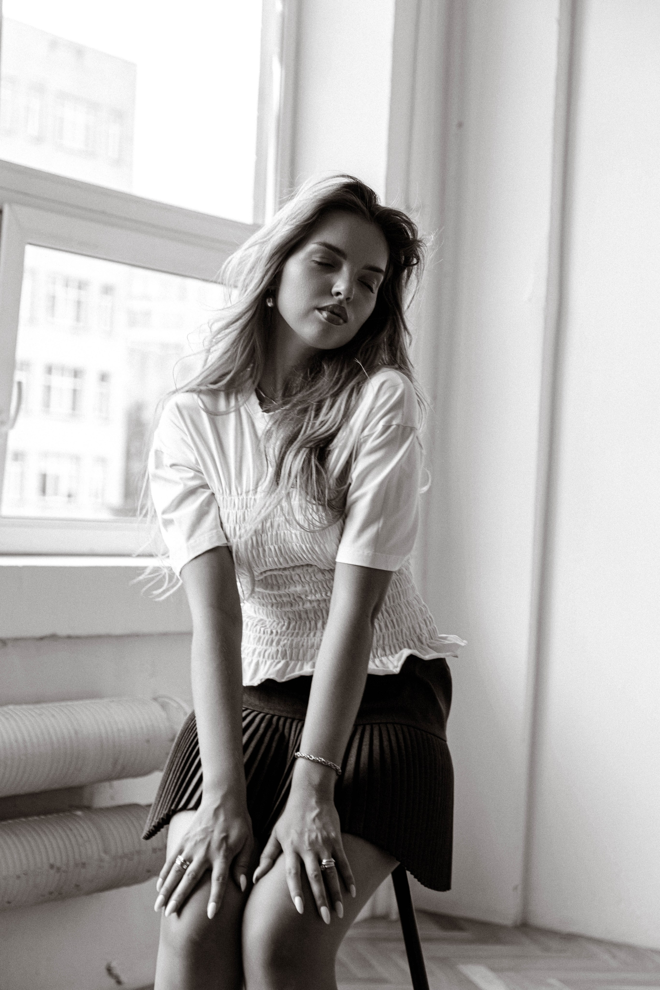 Катя. Минимализм в студии. Фотограф Ксения Третьякова, Санкт-Петербург