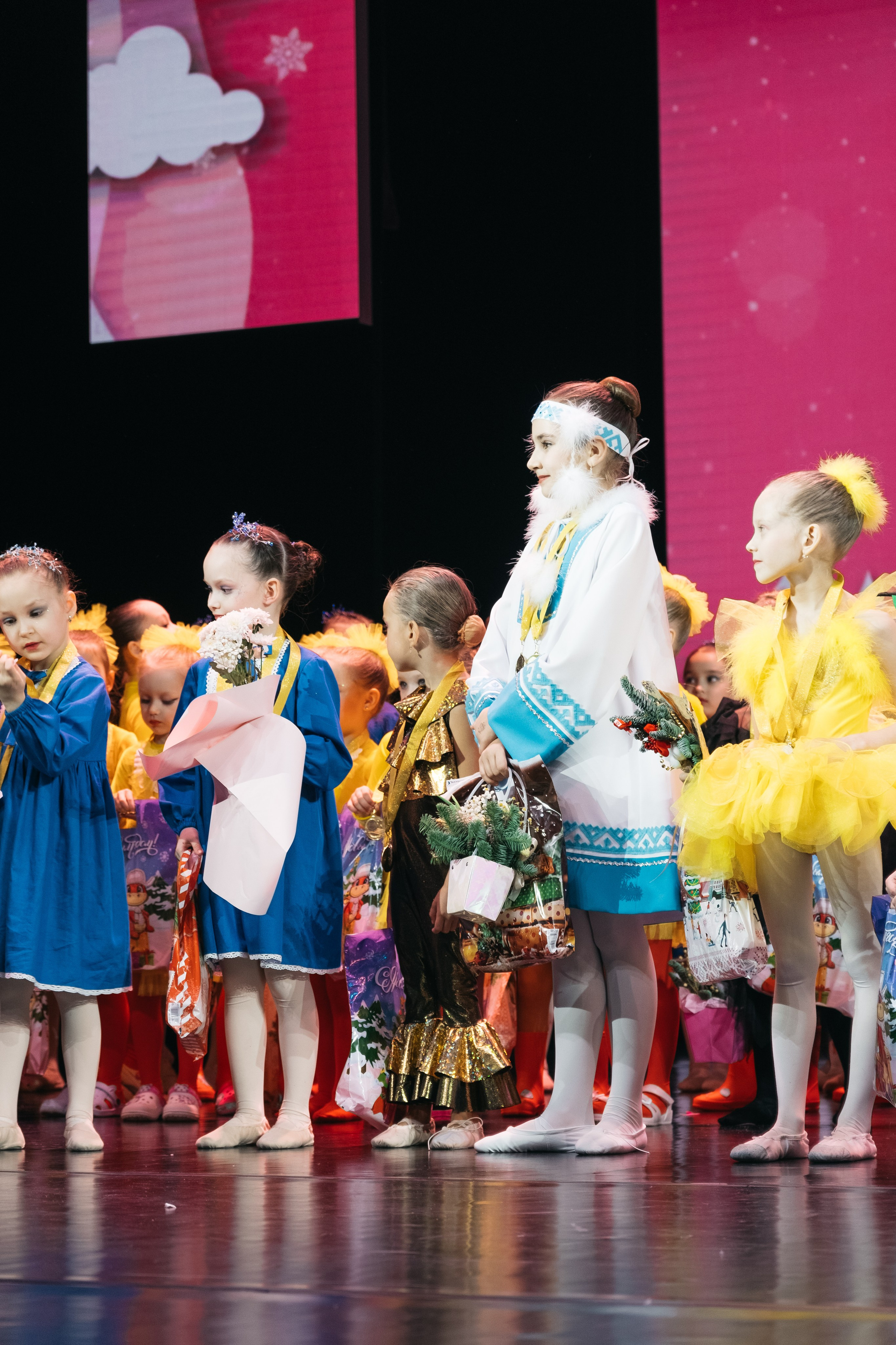 СурГУ 23.12.23. Репортажный и свадебный фотограф в Сургуте