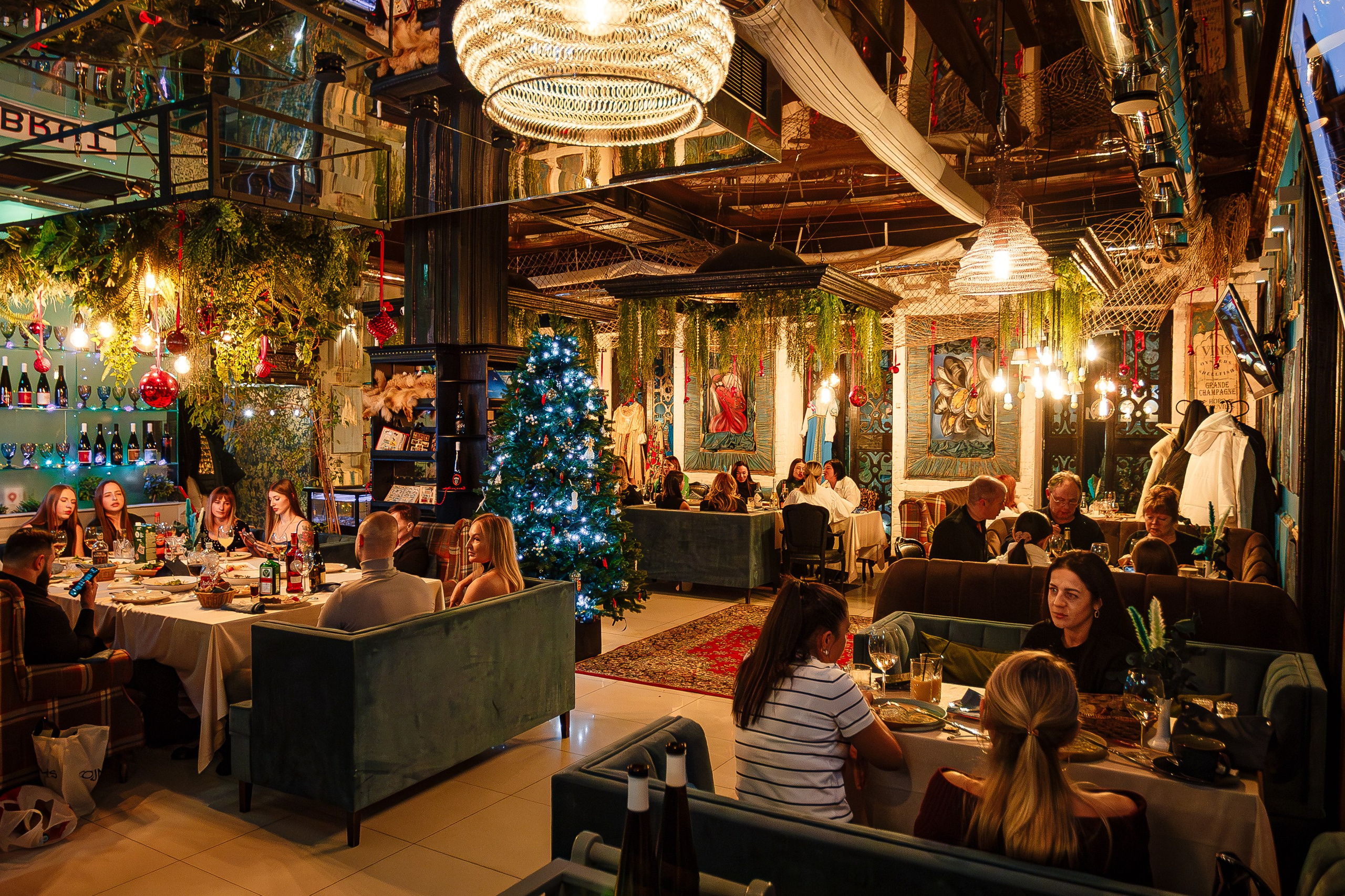 Корпоративный вечер_Рыбное место_Симферополь_28.12.2024. Аминов Руслан | Фотограф