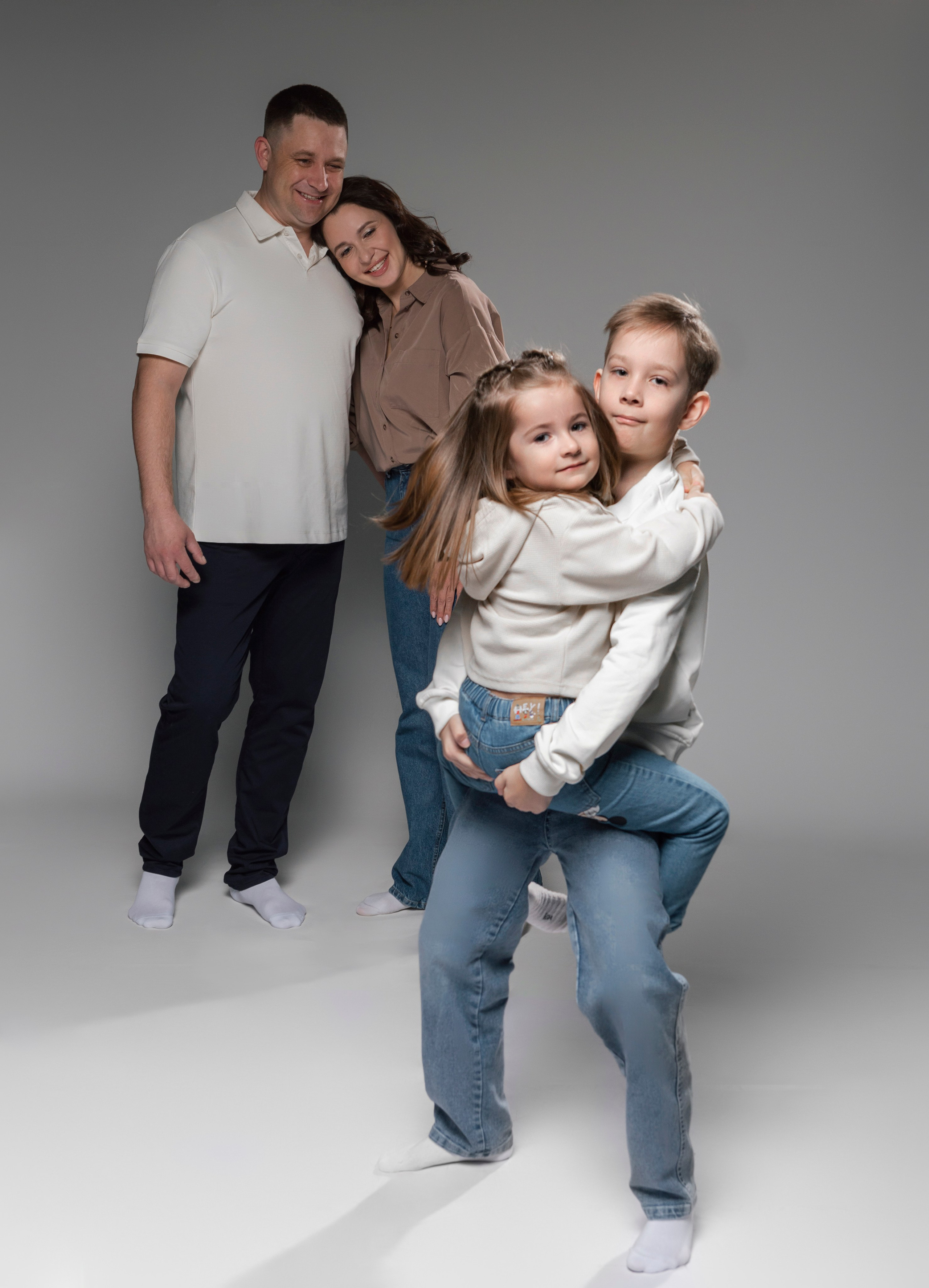 Алена с семьей. Фотограф Лесозаводск/Хабаровск