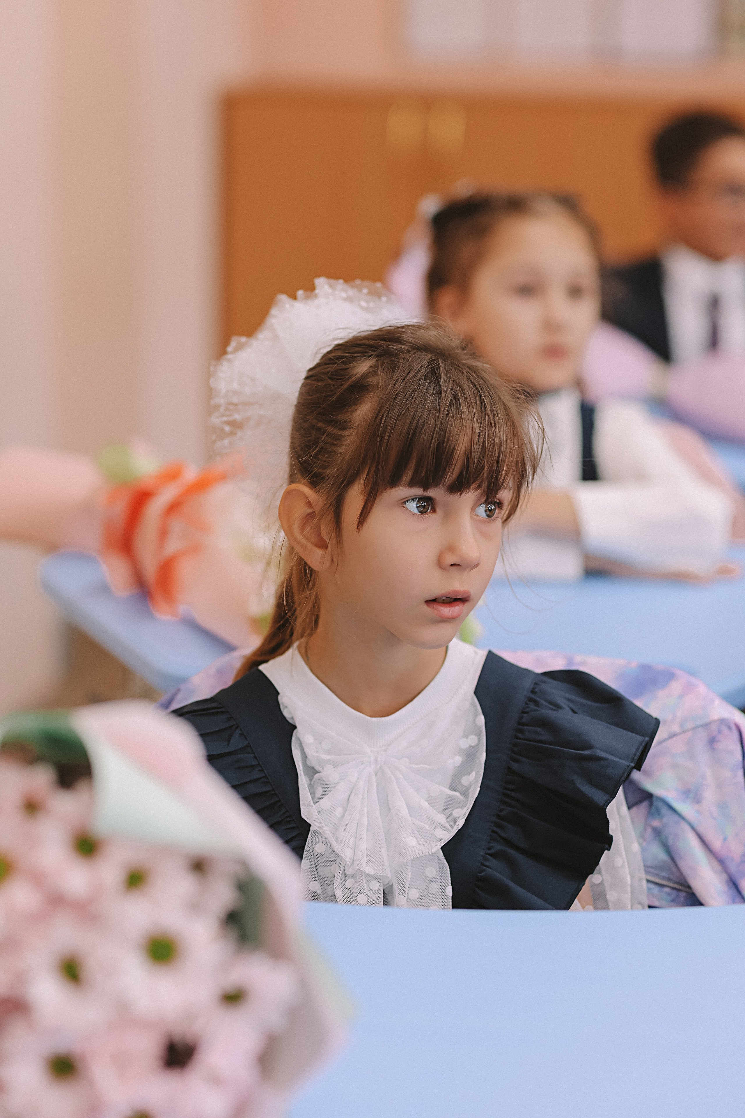 1 сентября линейка+кл час+портреты. Семейный фотограф Тюмень, фотограф на роды Салмина Мария