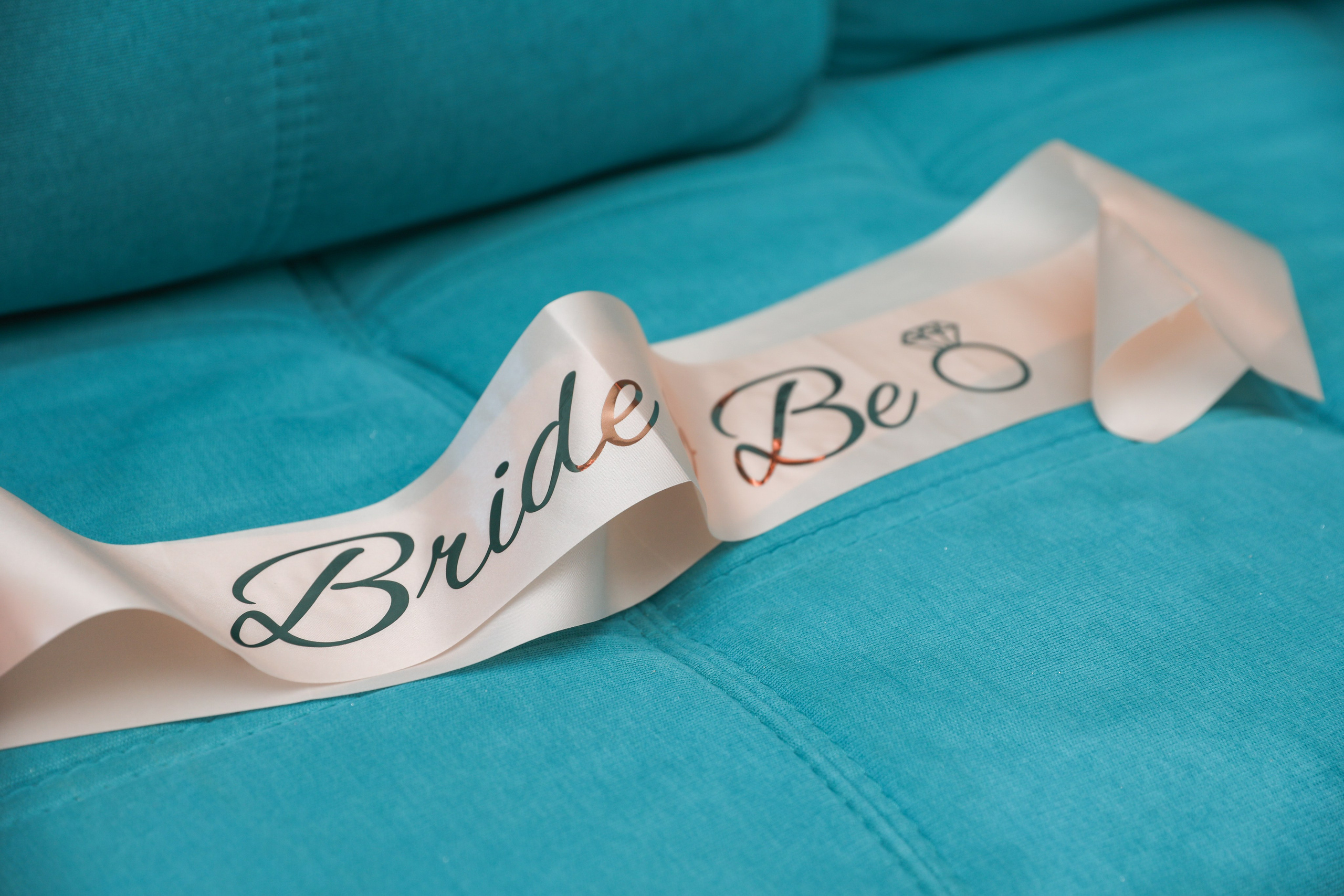 ДЕВИЧНИКИ. Photographer Viktoriya Markushina «My world throug»